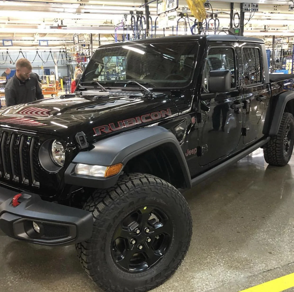 Jeep Gladiator Toledo Plant Photos EEFCECDD-CFD3-49F3-A59B-7B96E1B77FCA