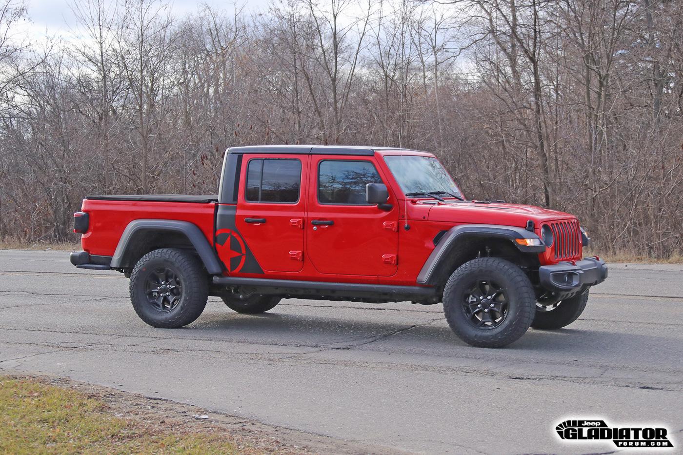 Jeep Gladiator Jeep Gladiator Rubicon (Freedom Edition?) Spotted 2020-Jeep-Gladiator-Rubicon-Freedom-Edition-9