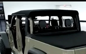 Jeep Gladiator Rag top rear window- glass or plastic 62C2082B-4C20-4A9E-AD80-488836D37371