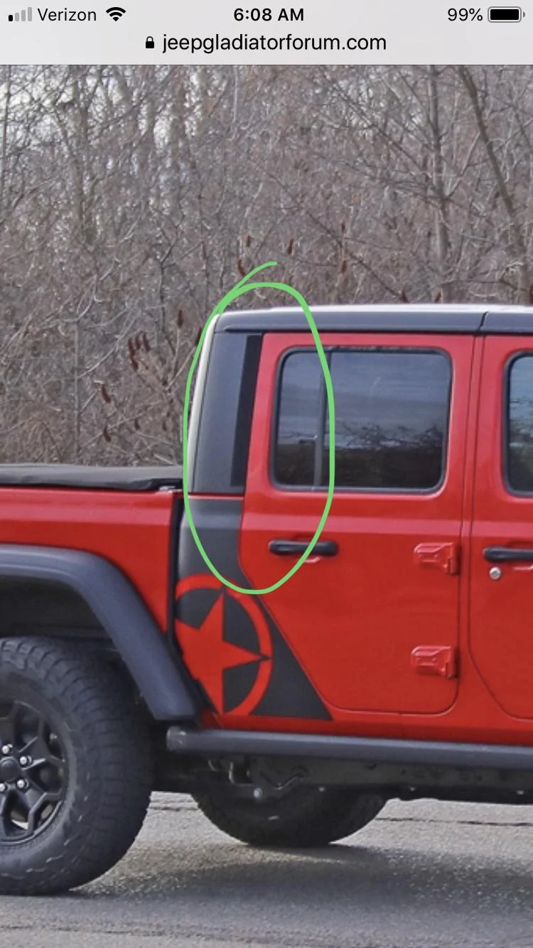 Jeep Gladiator Jeep Gladiator Rubicon (Freedom Edition?) Spotted 650E0C80-E31C-4DFA-BCEC-9979D241686F