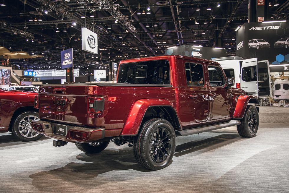 Jeep Gladiator 2020 Jeep Gladiator High Altitude Edition [Updated With Live Look at Snazzberry From Chicago] Jeep-Gladiator-High-Altitude-3
