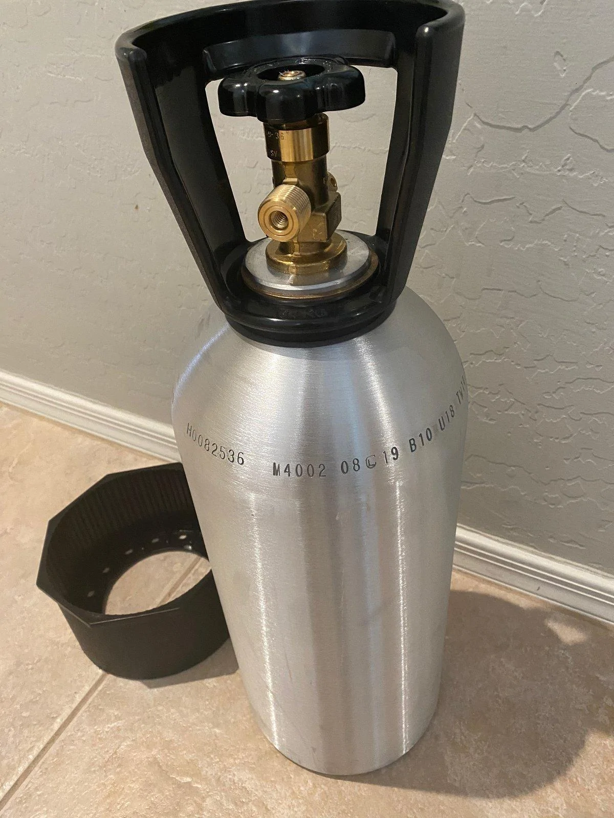 CO2tank - 1.jpeg