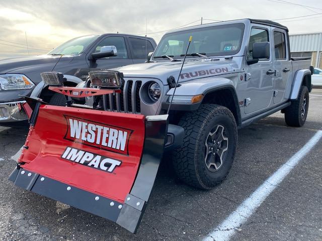 Jeep Gladiator Snow Lighting IMG_0536