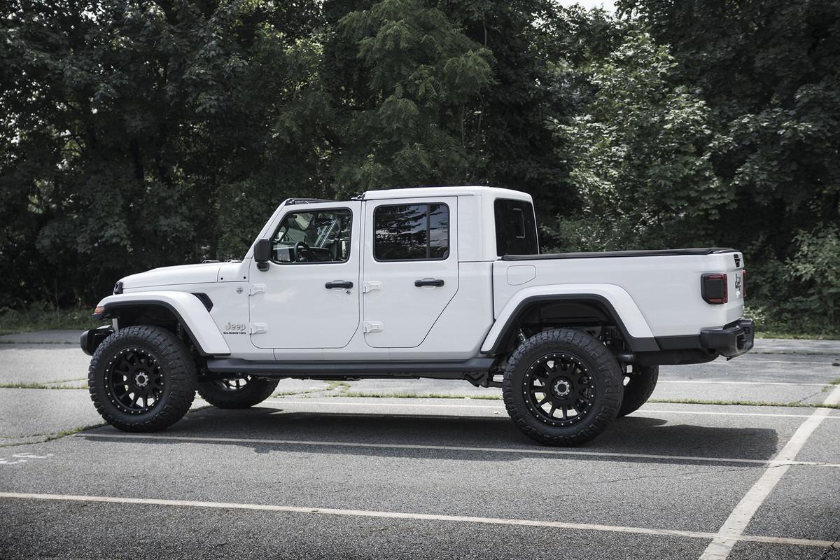 Jeep Gladiator 2020 Overland Towing Capacity DSC-0058