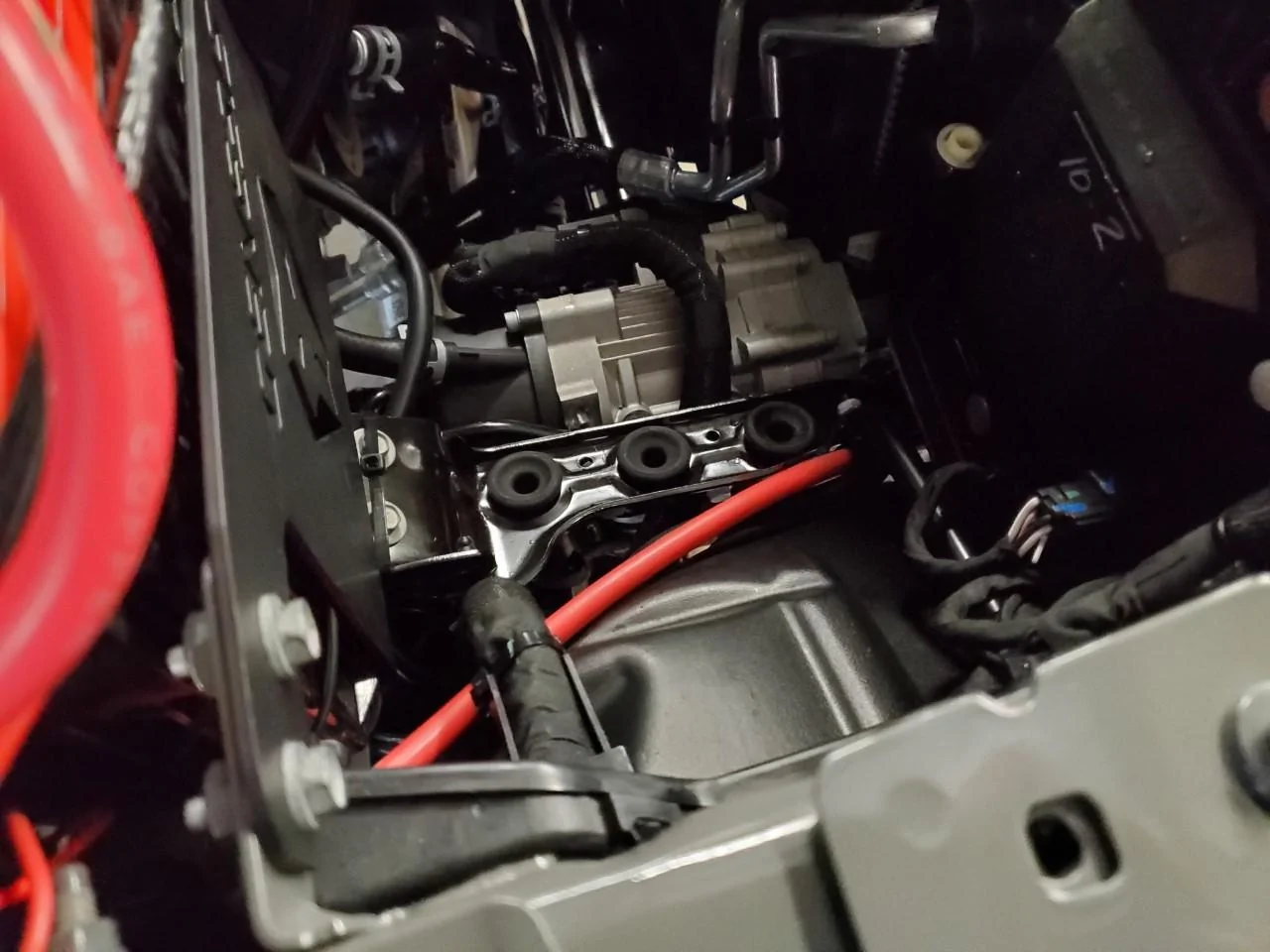 Jeep Gladiator Harold's Sting Gray JTR Build winch6