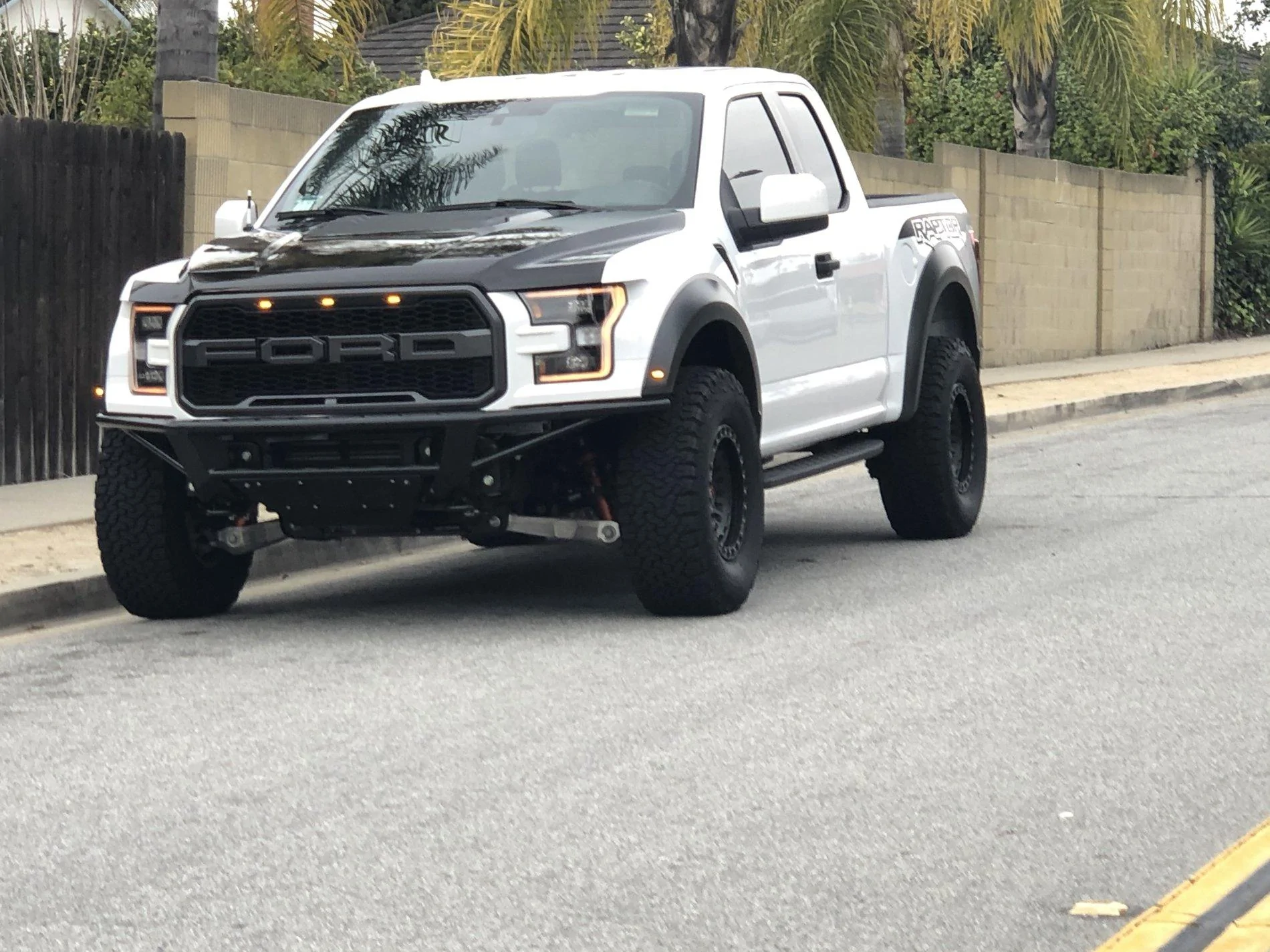 Jeep Gladiator Thinking of trading my 2018 Raptor for a 2020 Gladiator Rubicon A5C68351-CB3B-4788-9B88-C0FE2F185D61