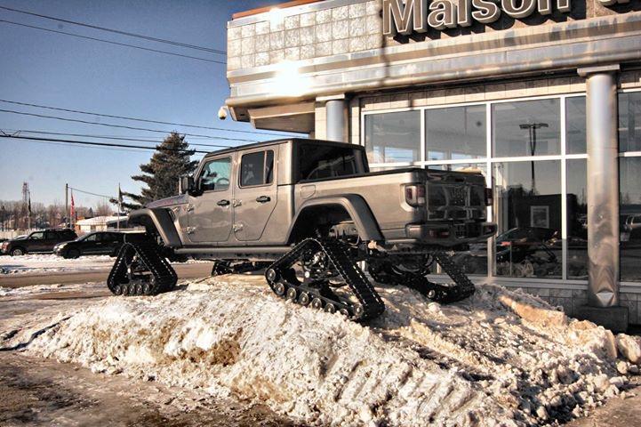 Jeep Gladiator Nordtrack snow tracked Gladiator 86E0C521-7490-4E11-81D8-D1B401EF9536