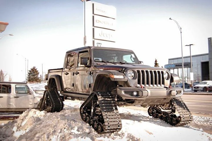 Jeep Gladiator Nordtrack snow tracked Gladiator 508E6368-67A7-4609-B505-D535F8F60760