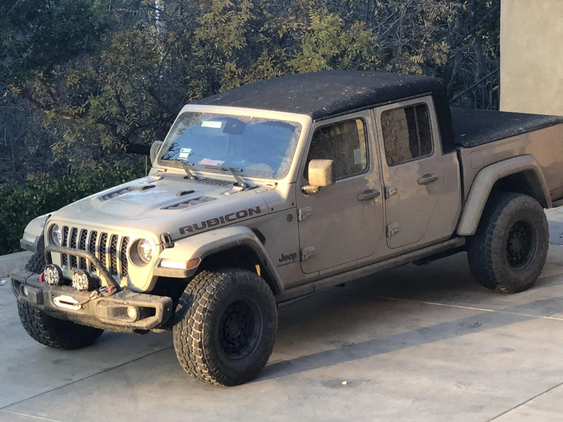 Jeep Gladiator Stock Rubicon on 35s Picture Thread 6BAE46E0-39DF-4136-868A-E2C660FAA532
