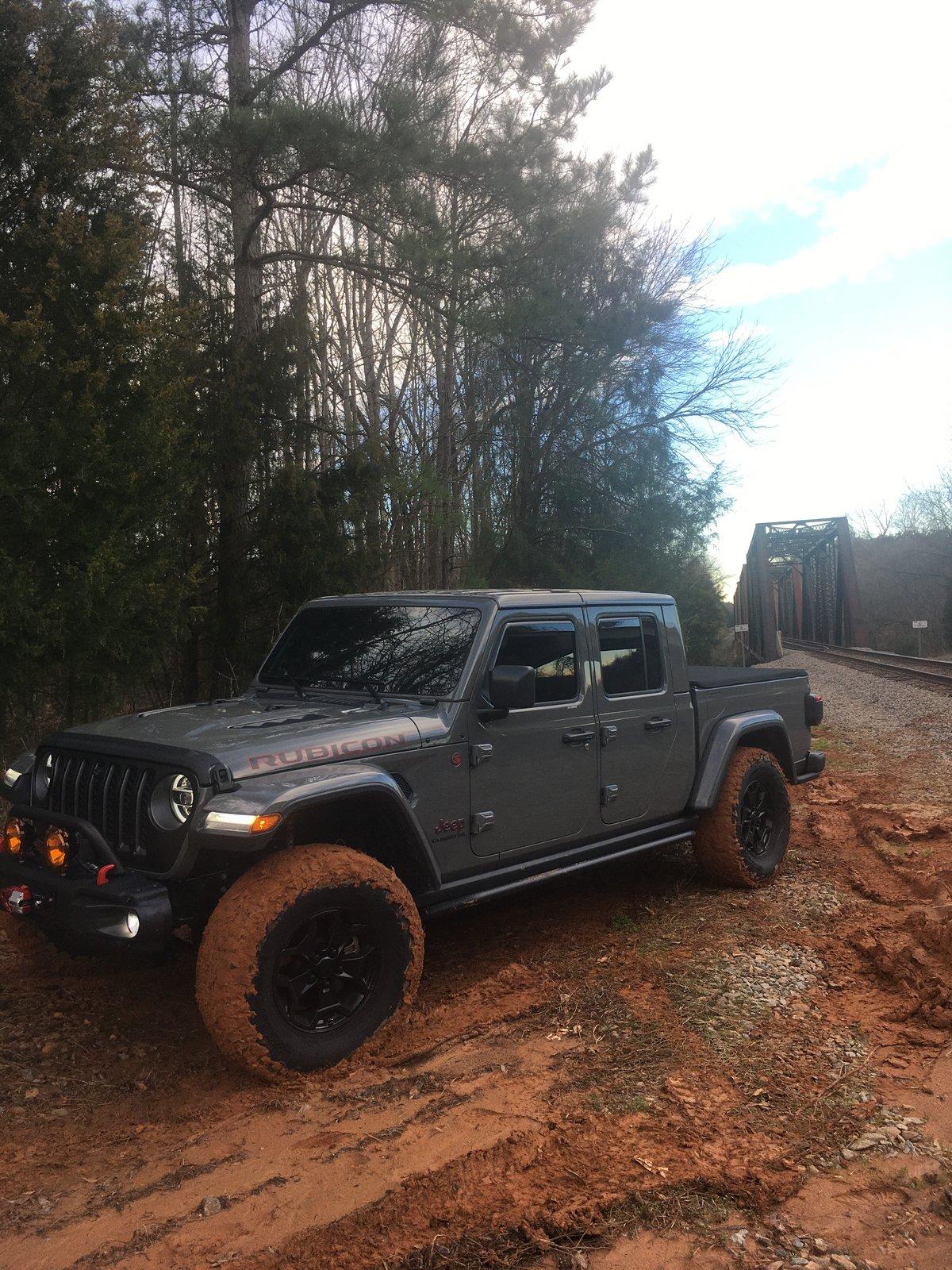 Jeep Gladiator What did you do WITH your Gladiator today? 3207A7D2-98D7-4A1E-A0F8-5CD06B453528