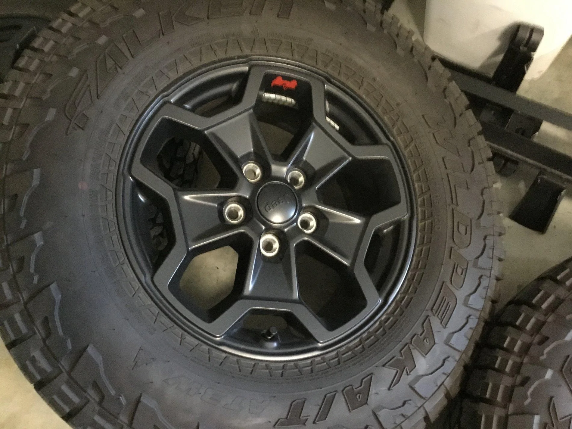Jeep Gladiator LE Wheels and AT Tires 6989A87F-BDC7-48B0-A5C4-8BB09EB93F83