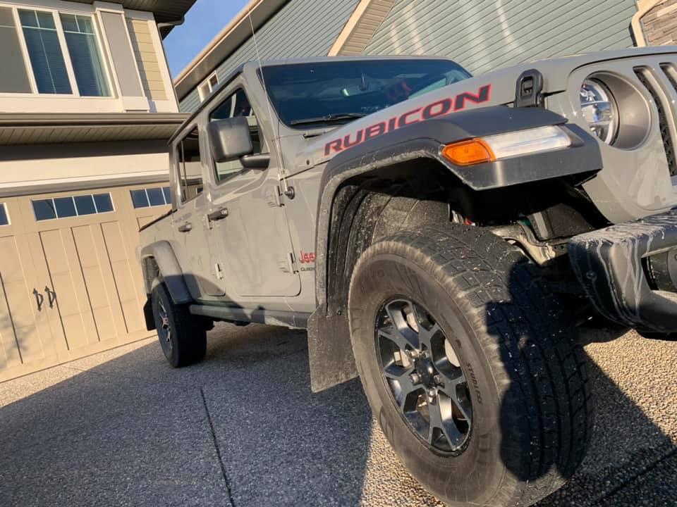 Jeep Gladiator Installed my Rockblockz today ABCCC1C5-3E28-451A-AB49-0847BB7DC92E