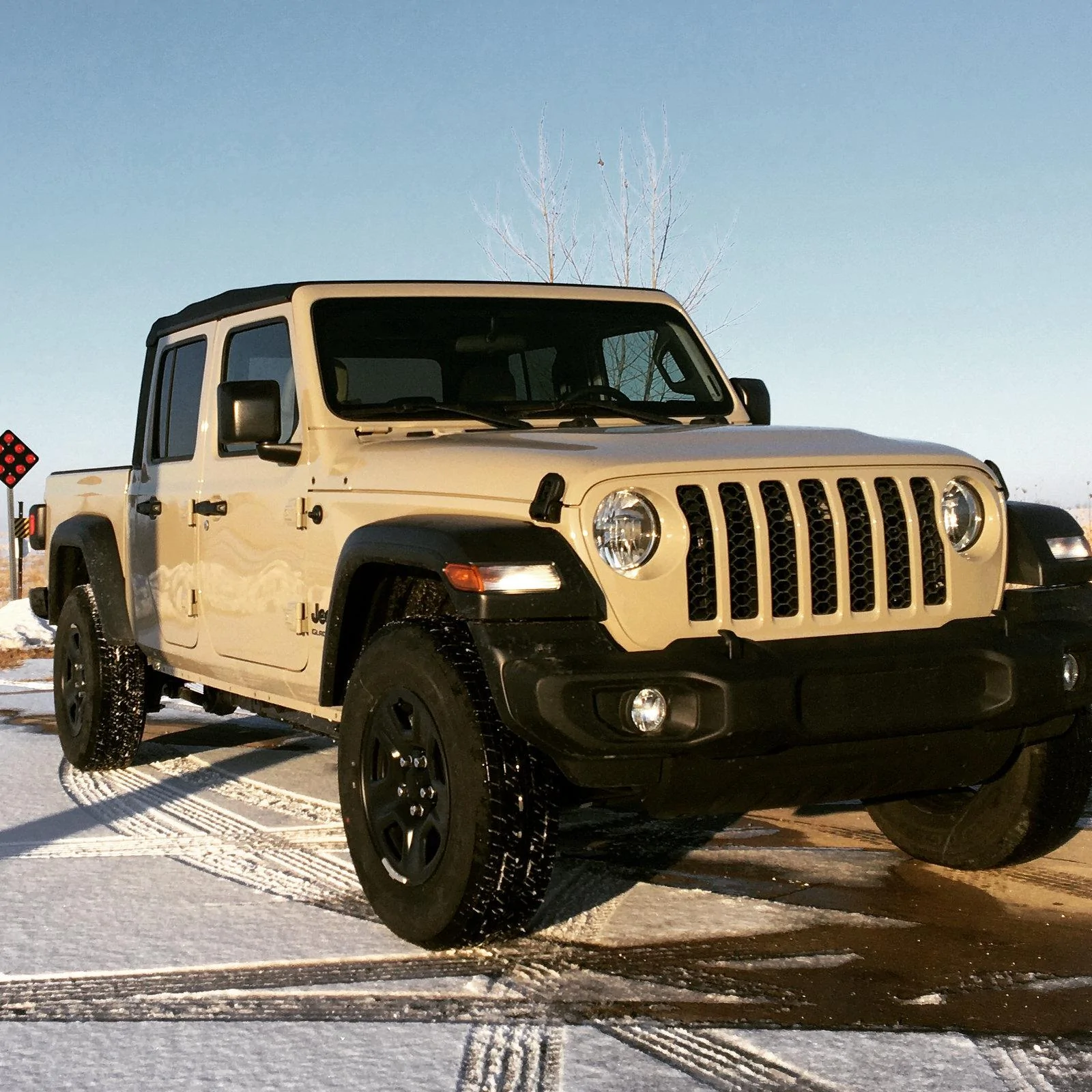 Jeep Gladiator MilSpec Gobi Sport MaxTow Spring Swap 1967856A-DDA1-4889-835F-53E2CEC6A8CE