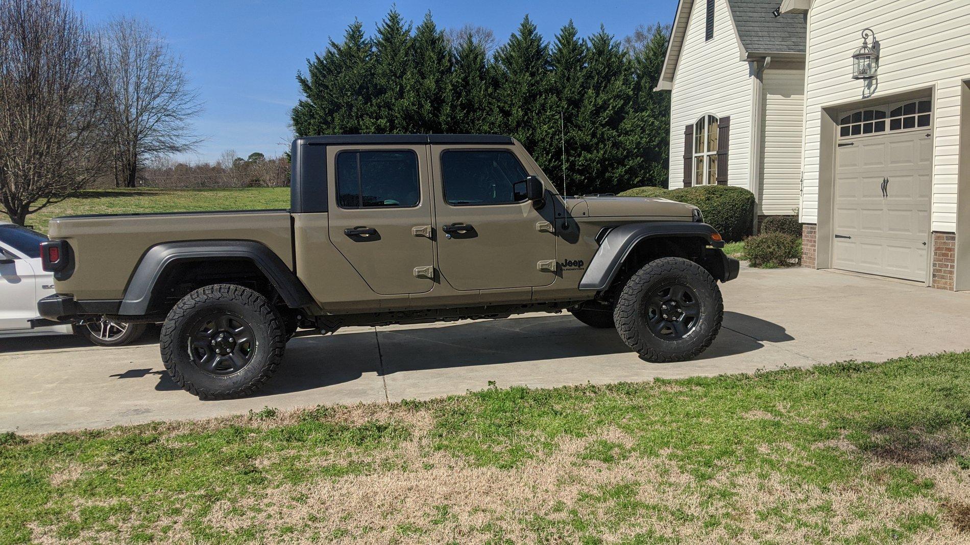 Jeep Gladiator Lets see all those Gladiators with lifts and bigger tires! MVIMG_20200215_115705