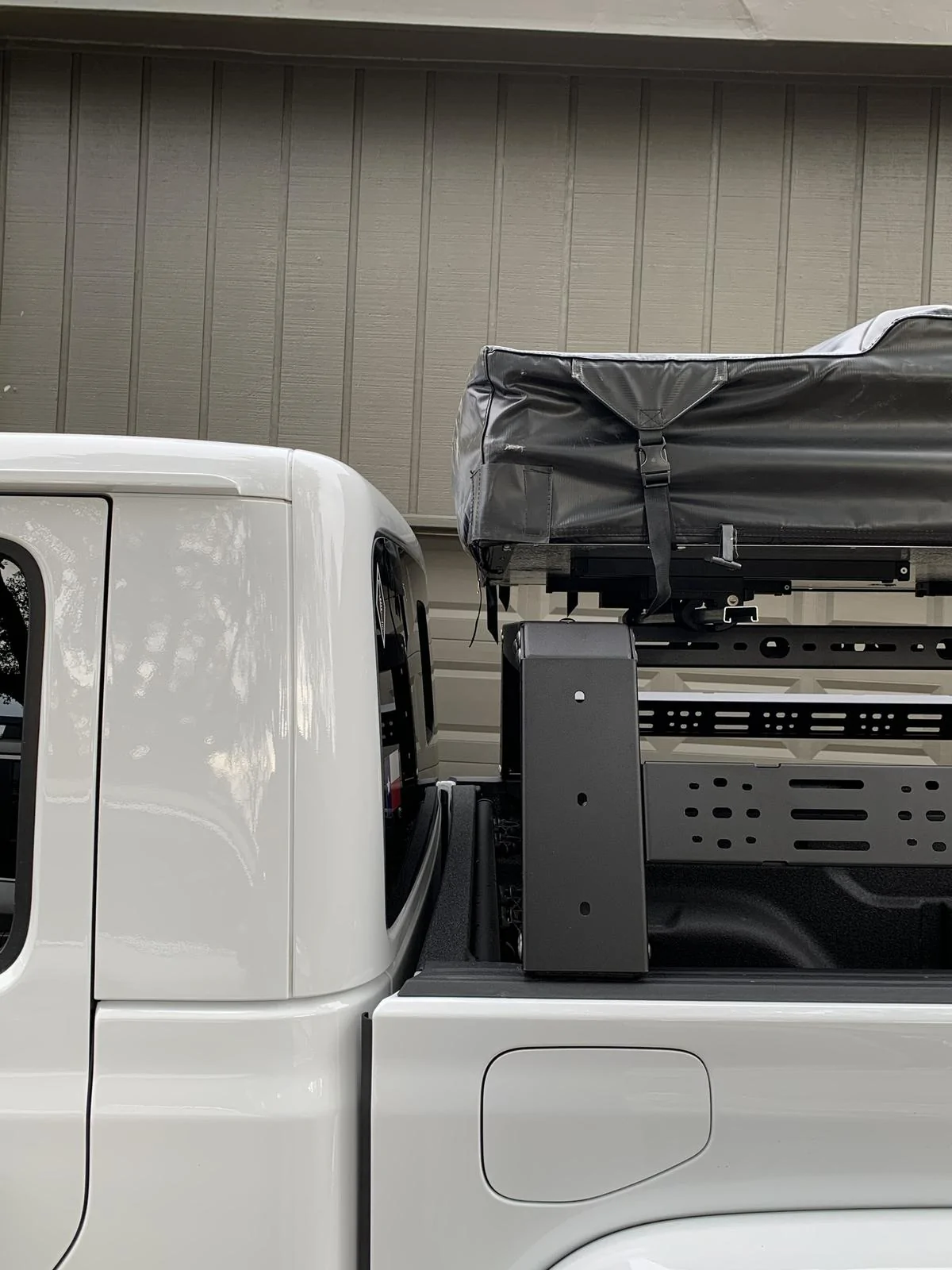 Jeep Gladiator Bed Rack and Roof Top Tents IhR86SI