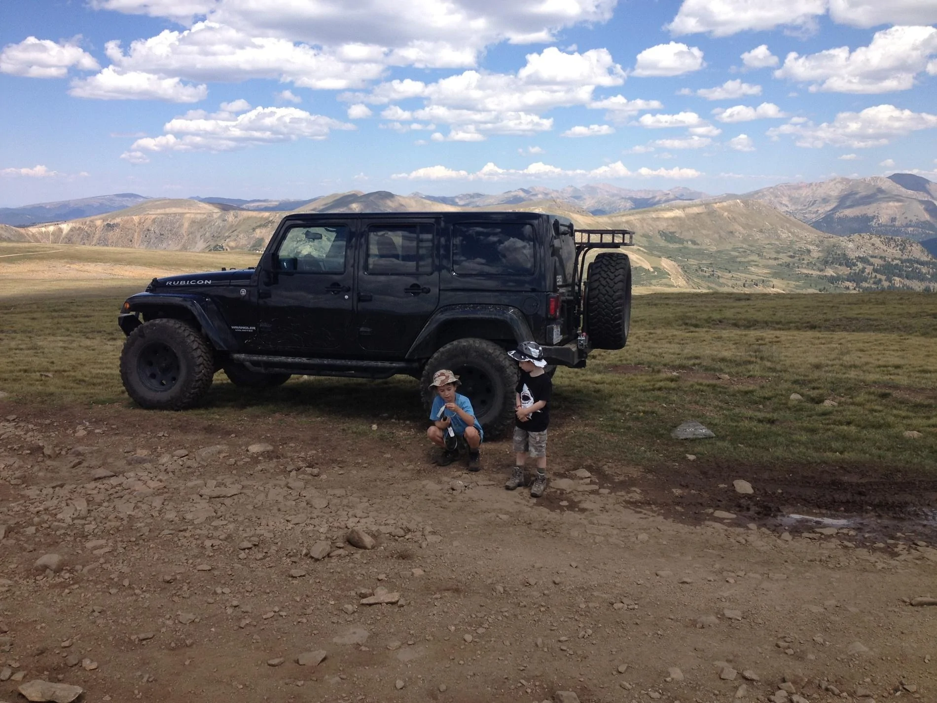 Jeep Gladiator Why go slow off-roading? HvYxnUl
