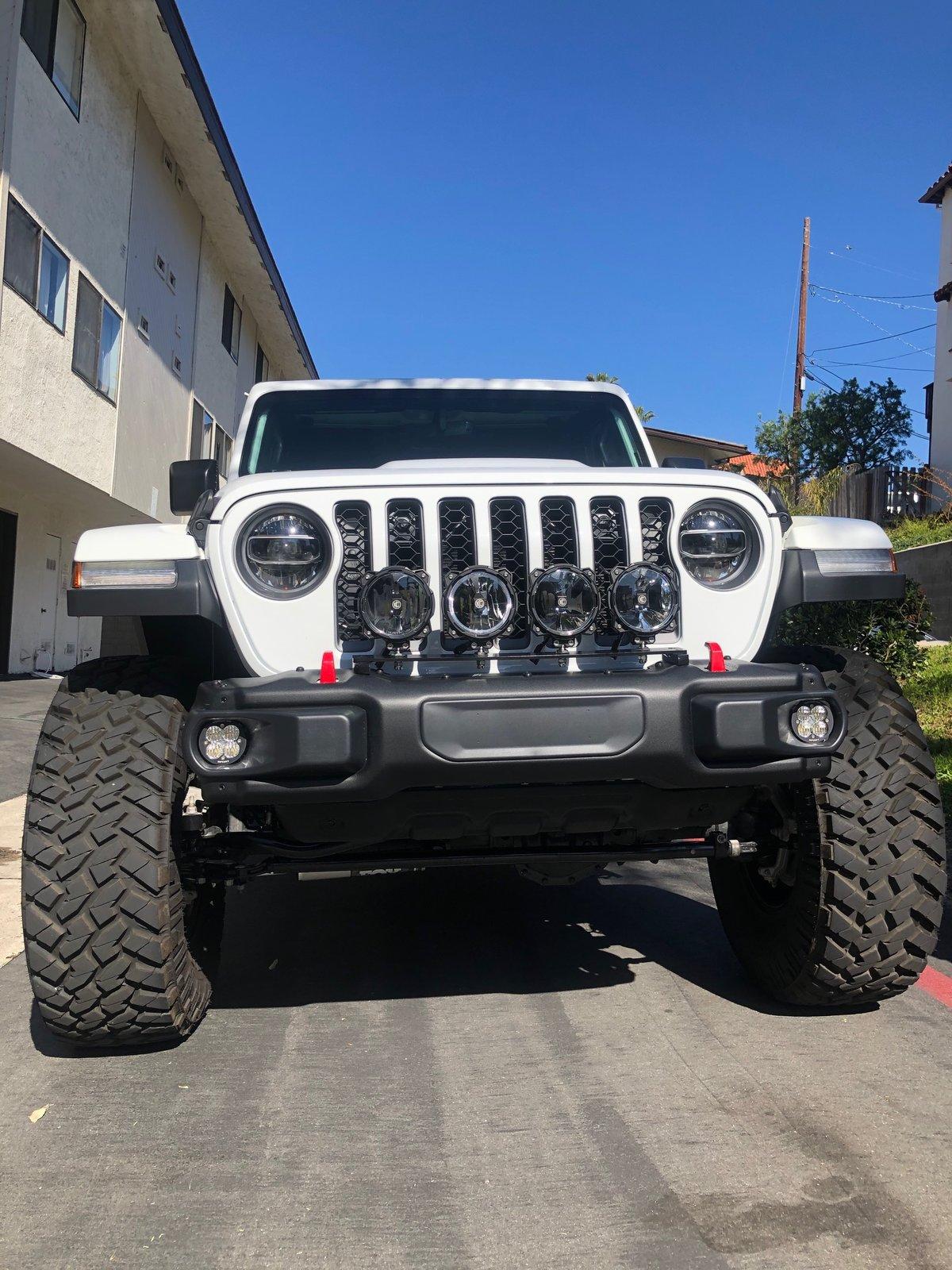Jeep Gladiator Off Road Lights - Front Bumper IMG_7070