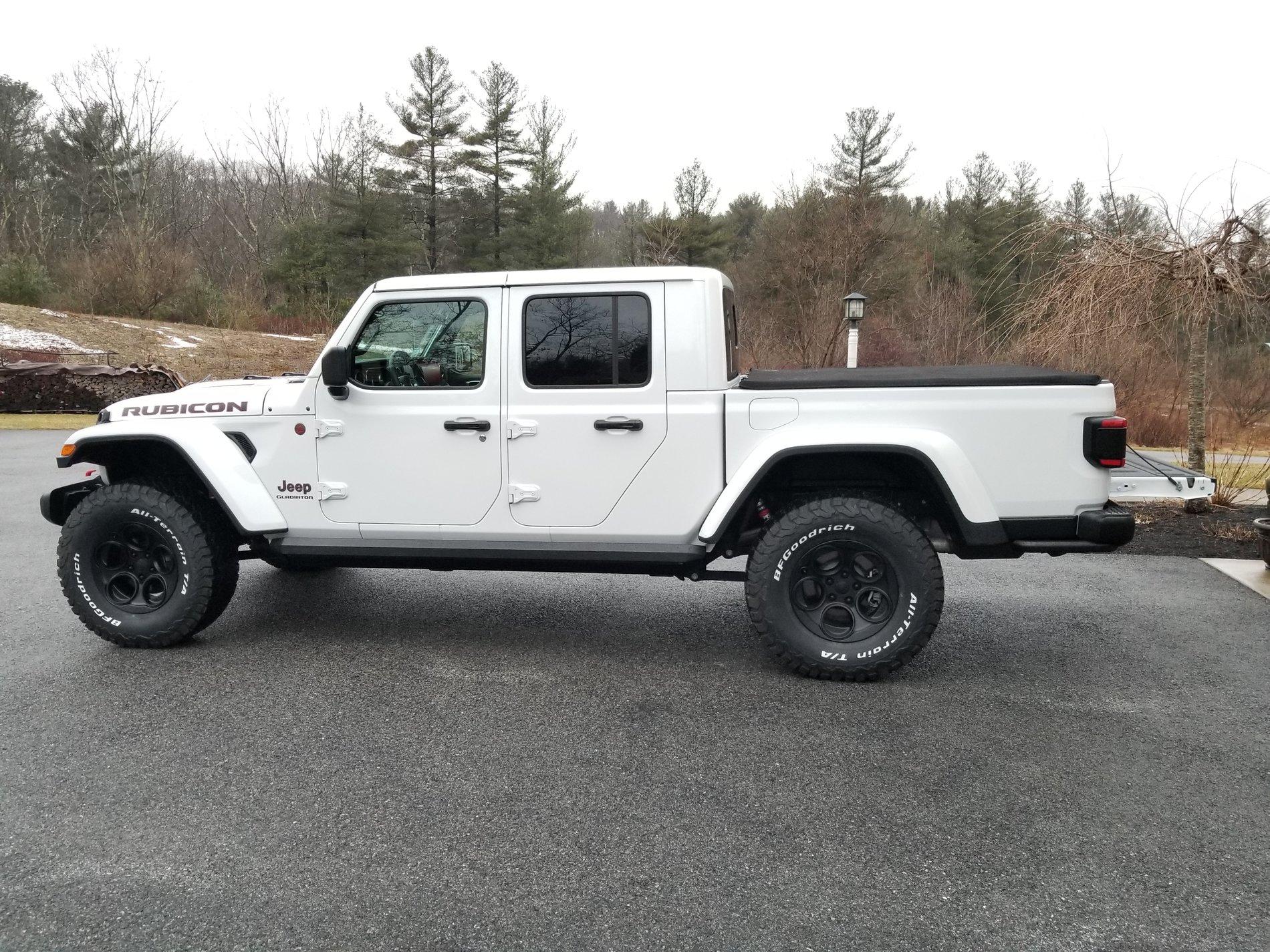 Jeep Gladiator Former Ford F150 owner - first 1000 mile update/opinion 20200213_165619