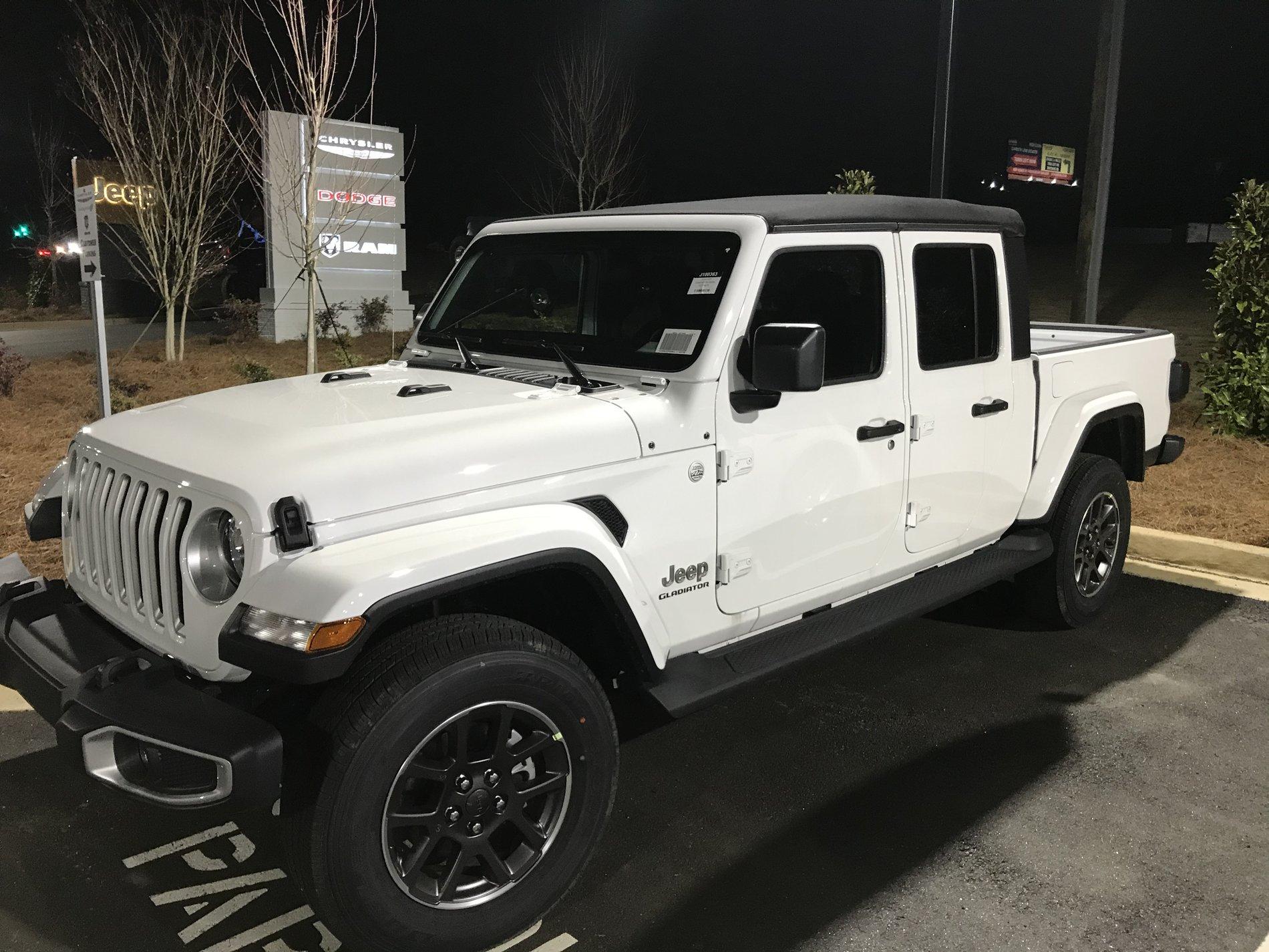 Jeep Gladiator Took Delivery of Your JT? Sign in Here! upload_2020-2-17_22-41-23