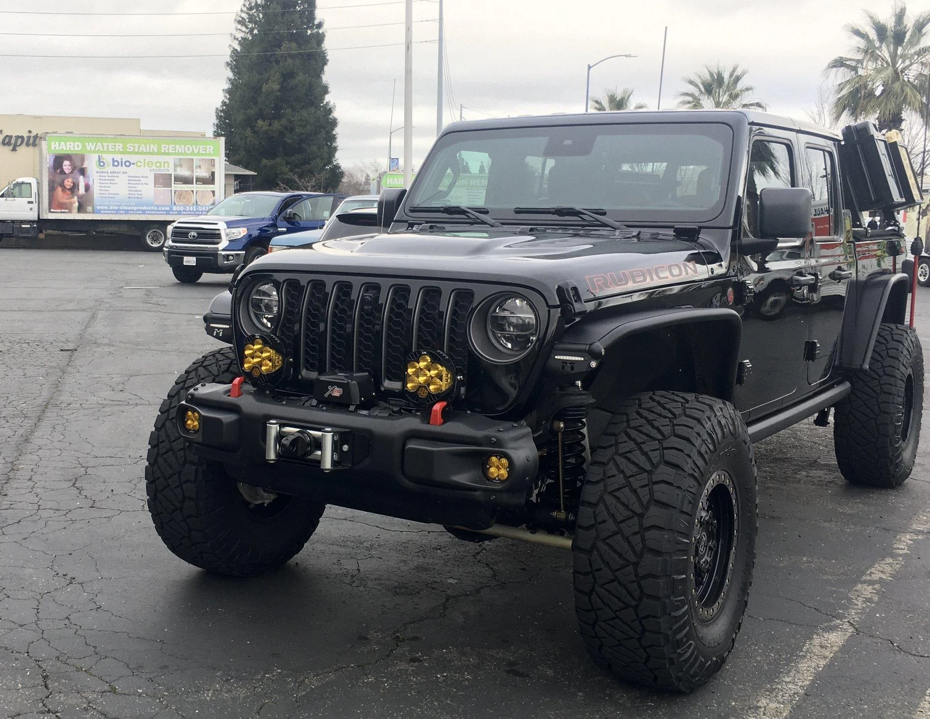Jeep Gladiator Metalcloak lift IMG_5007
