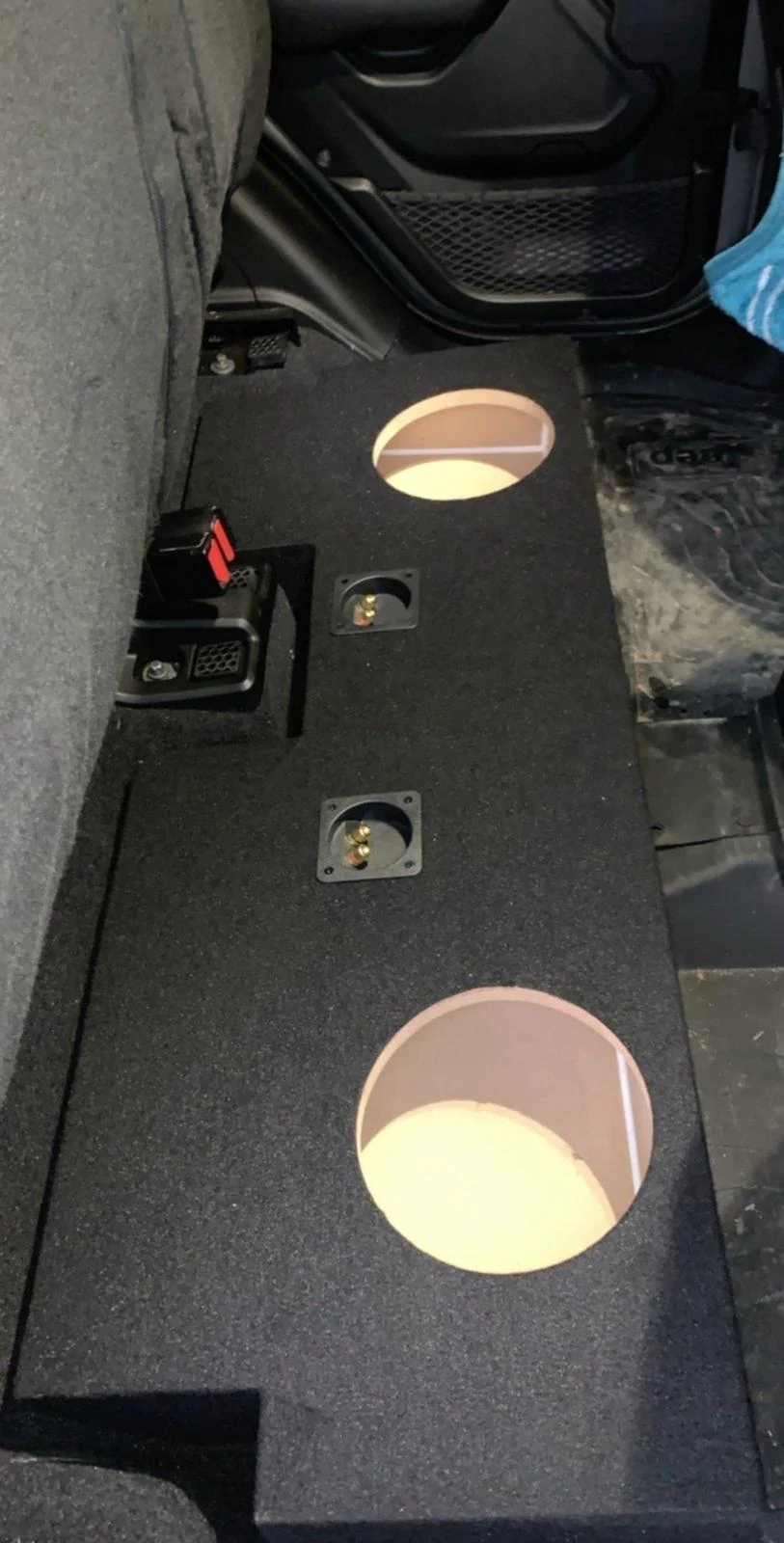 Jeep Gladiator (GROUND SHAKER) SUBWOOFER ENCLOSURE IMG_9750