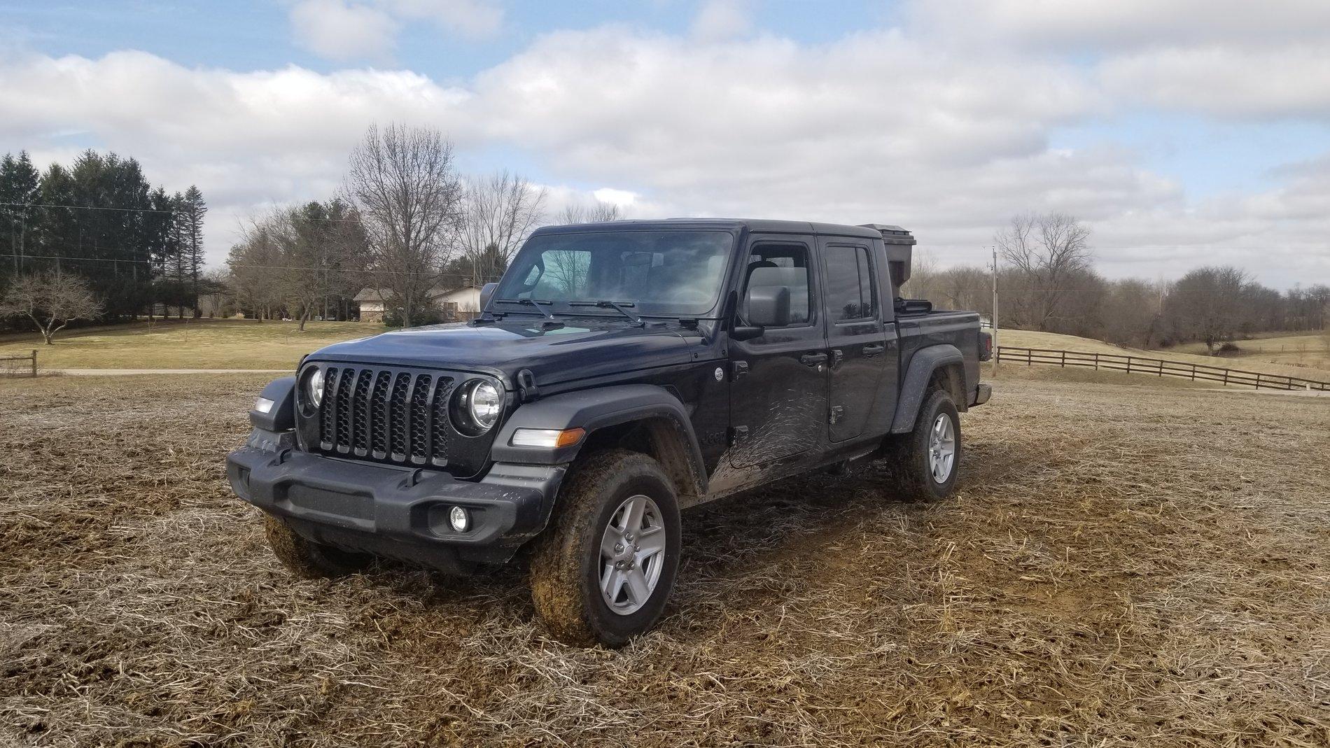 Jeep Gladiator BLACK Gladiator JT Club 20200220_131152