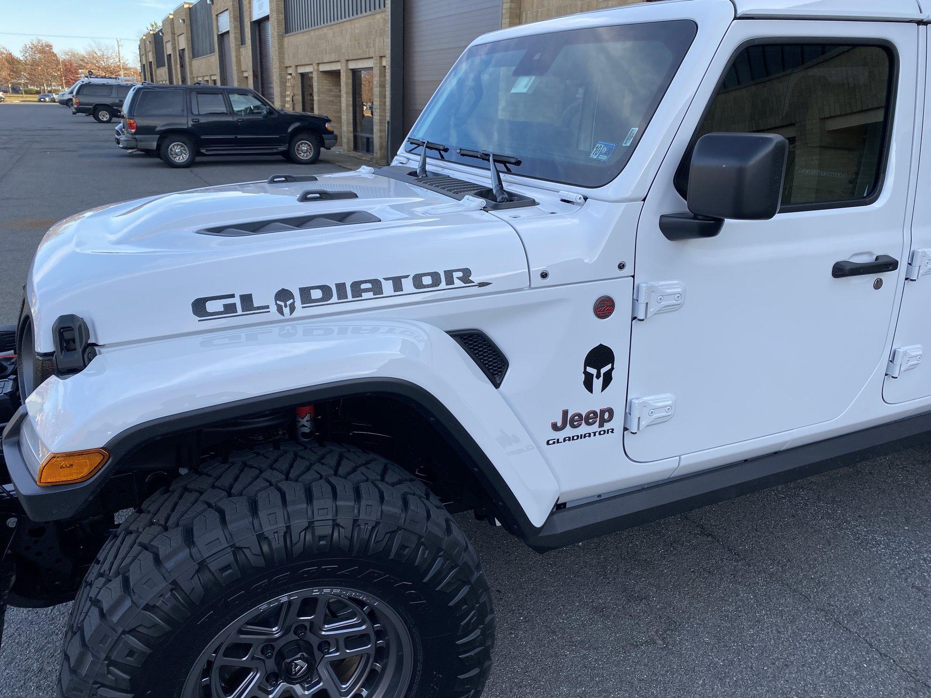 Jeep Gladiator HAUK TAILGATE GLADIATOR LETTERING 264DFCFB-C9B4-4C16-9A77-75E113CF26AF