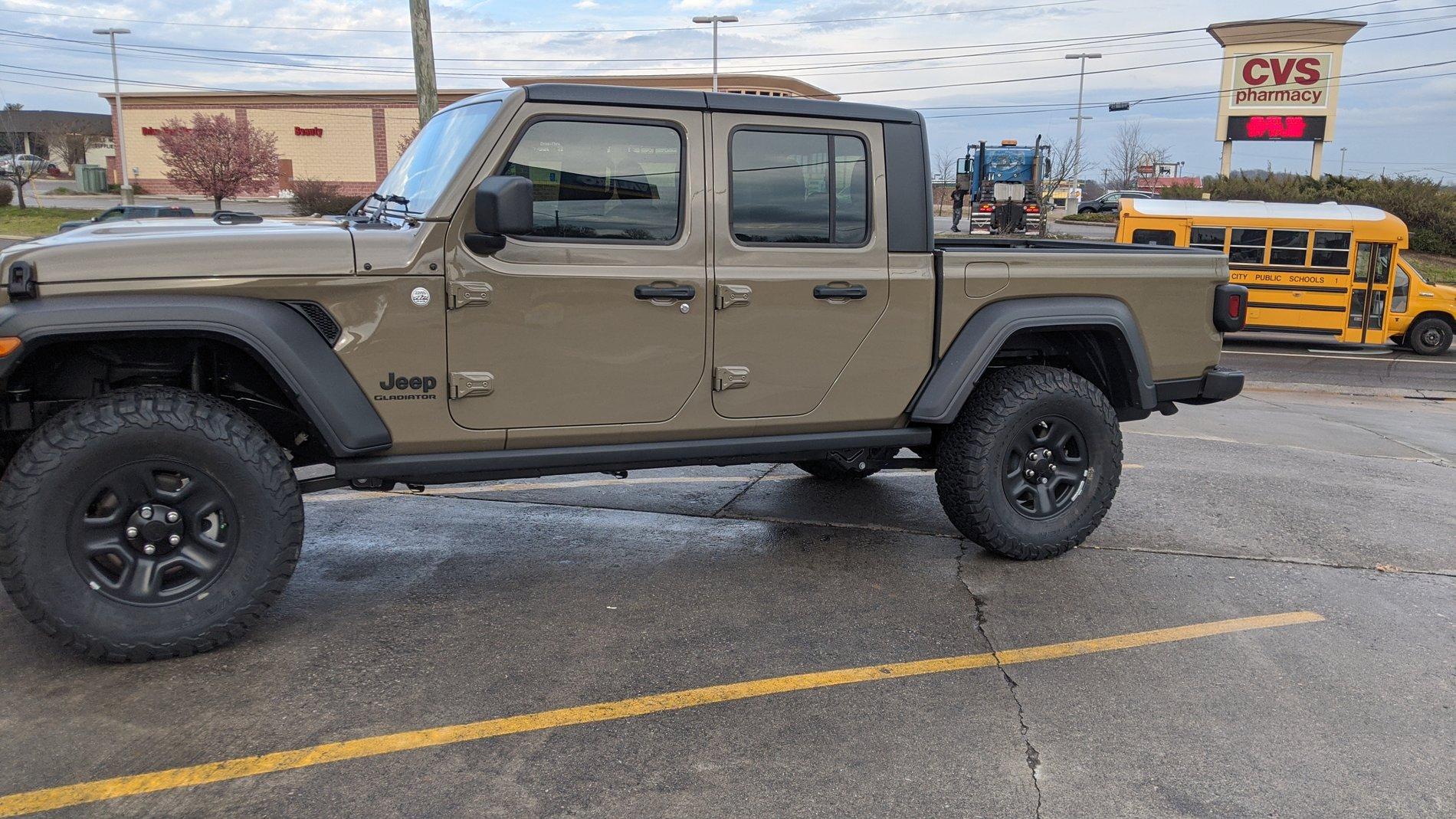 Jeep Gladiator Lets see all those Gladiators with lifts and bigger tires! MVIMG_20200218_161948