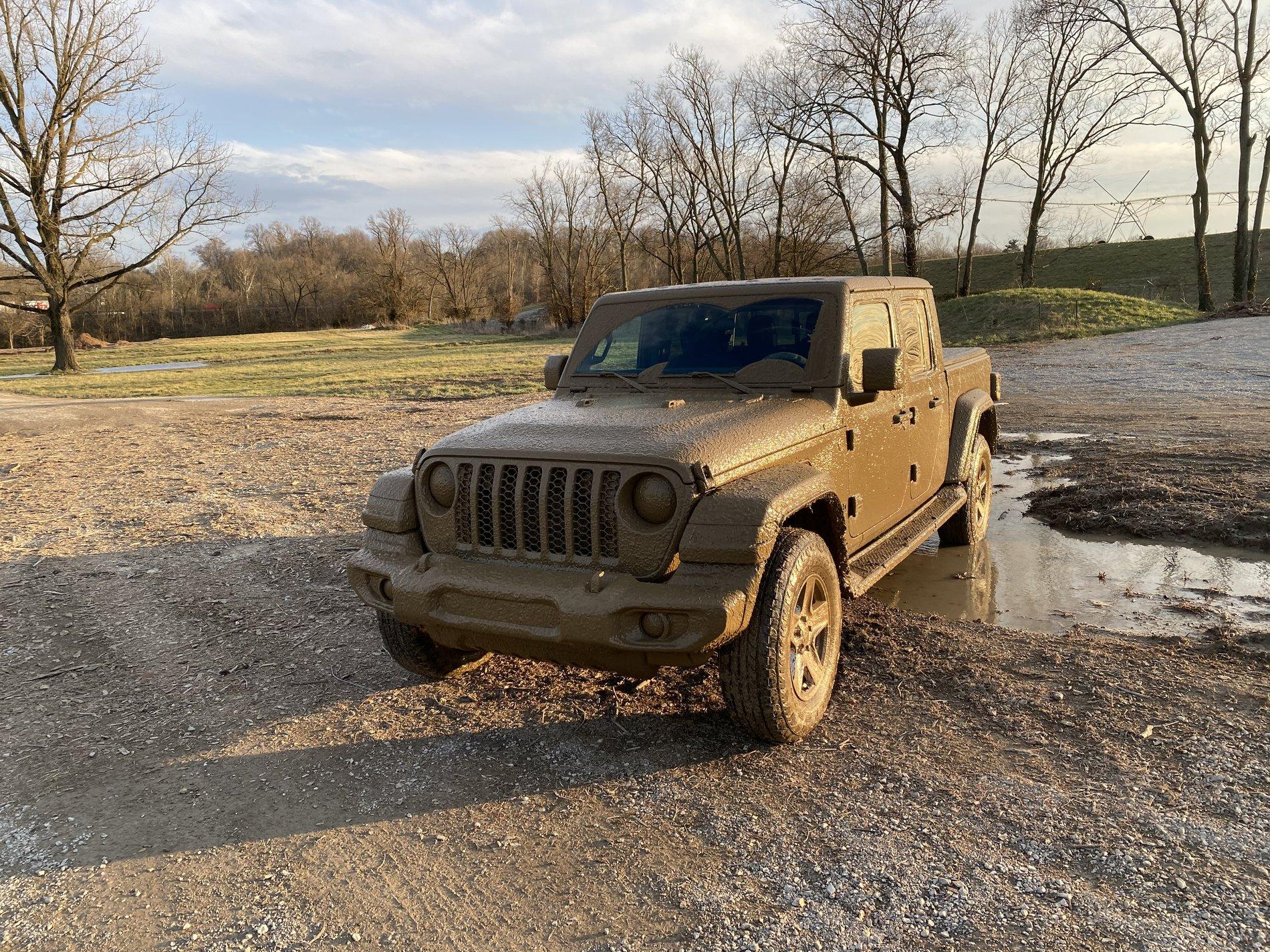 Jeep Gladiator What did you do WITH your Gladiator today? 01A088F7-D41D-4905-85CD-49D31A45F051