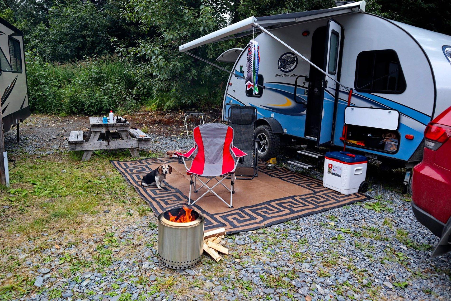 Jeep Gladiator Alaska Camping Setu