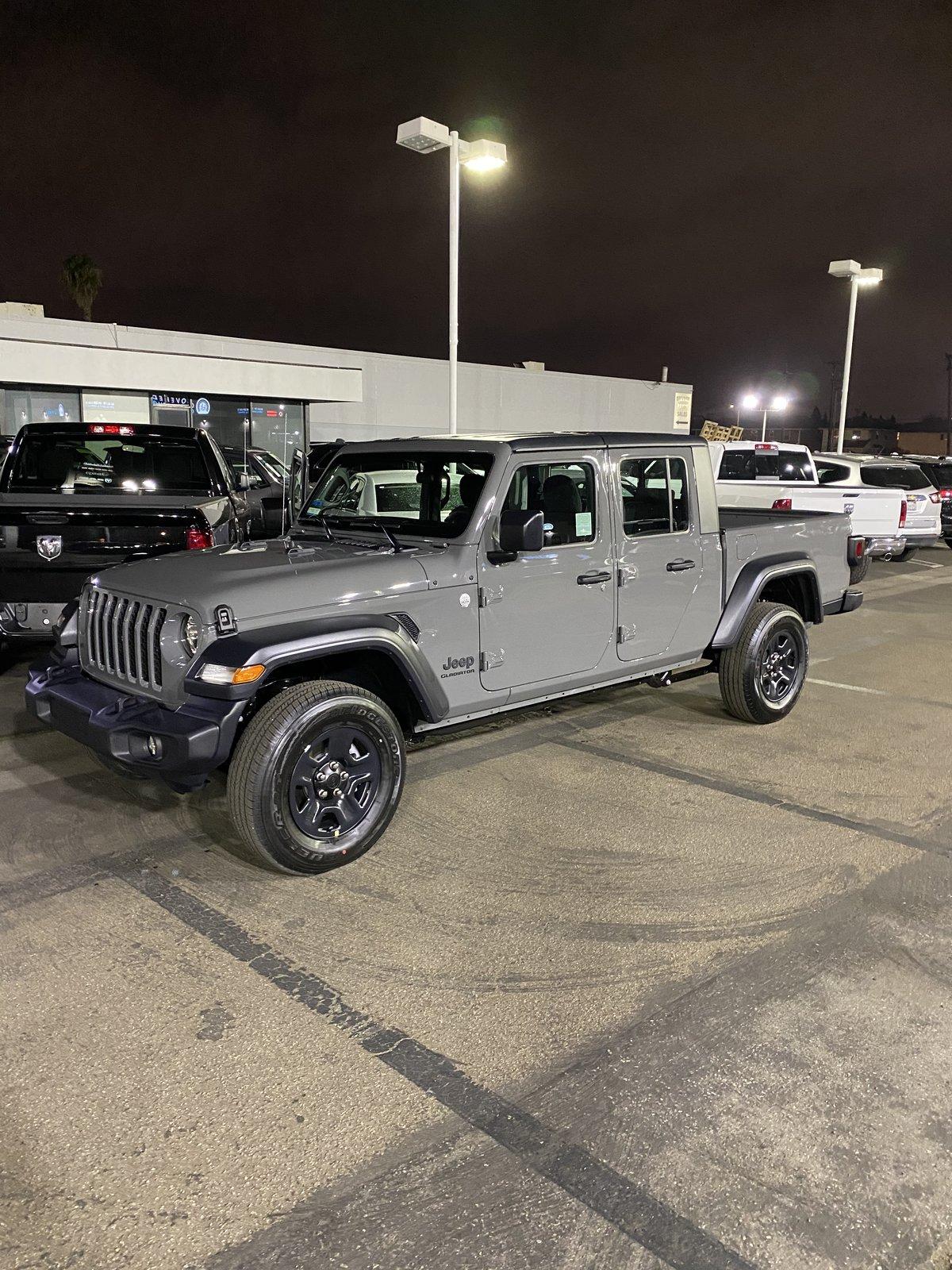 Jeep Gladiator Rim/Tire advice for base Sport M/T 2A9D39C7-B910-448A-B6DA-CAE968A19D55