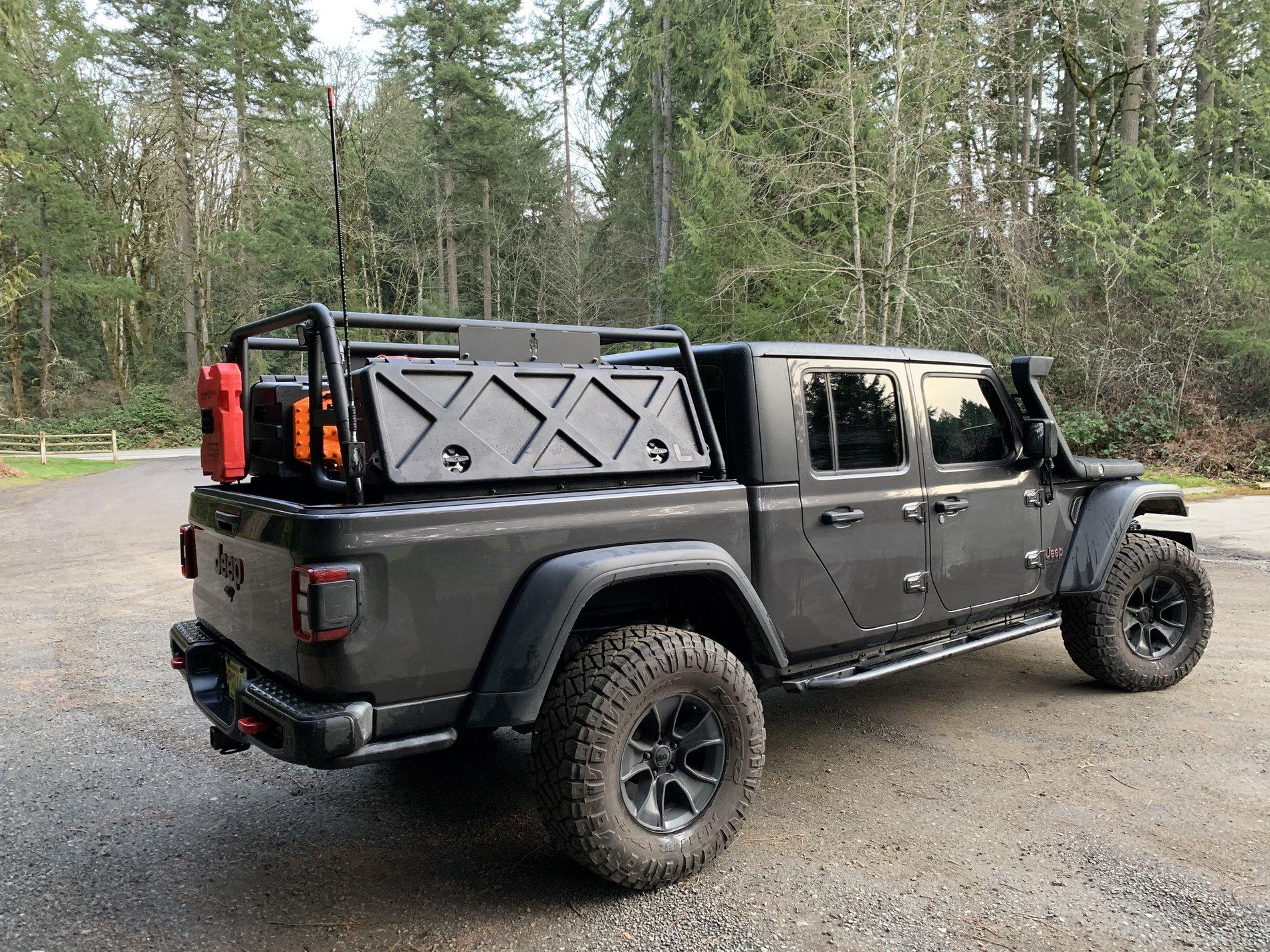 Jeep Gladiator Rogue Ironworks Bedrack IMG_0291.JPG