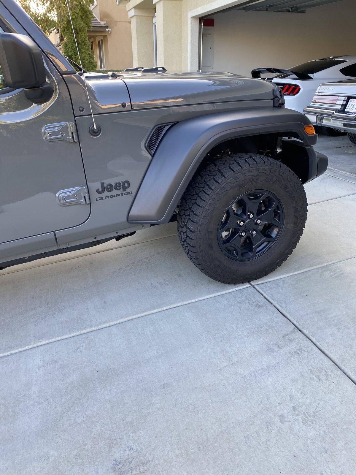 Jeep Gladiator Rim/Tire advice for base Sport M/T 5F3E0218-98F7-4850-B2FA-2B2FCCC1E025