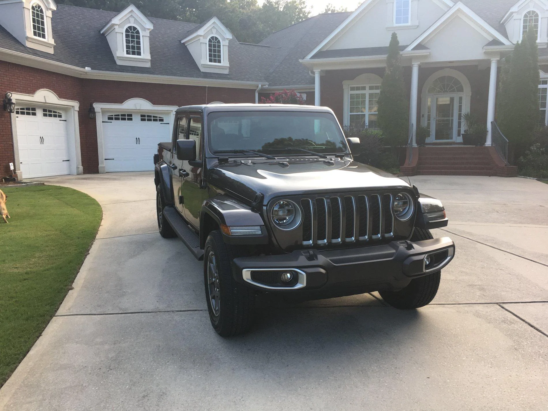 Jeep Gladiator The Overcon D4243724-1B25-4281-8806-E77A493E037F