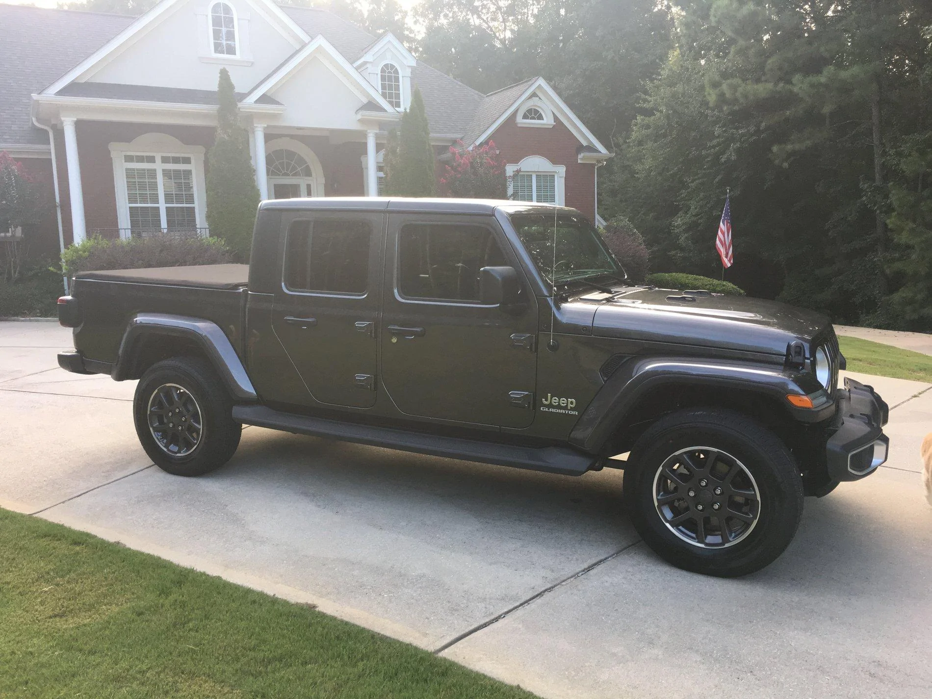 Jeep Gladiator The Overcon 7CCA8FD9-0F3B-4575-8985-6DC1F76F6ADF