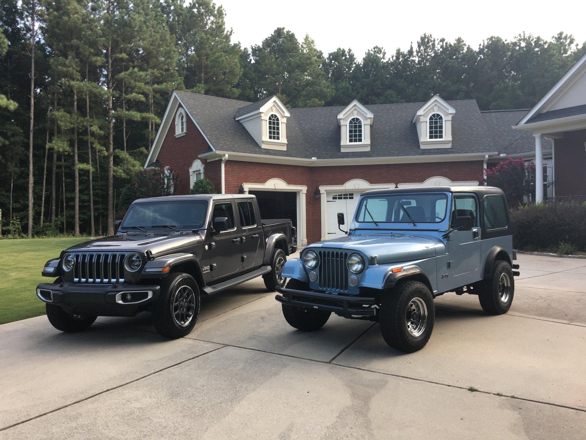 Jeep Gladiator The Overcon 322E9ABF-43EA-482B-86D4-DC34BC44650C