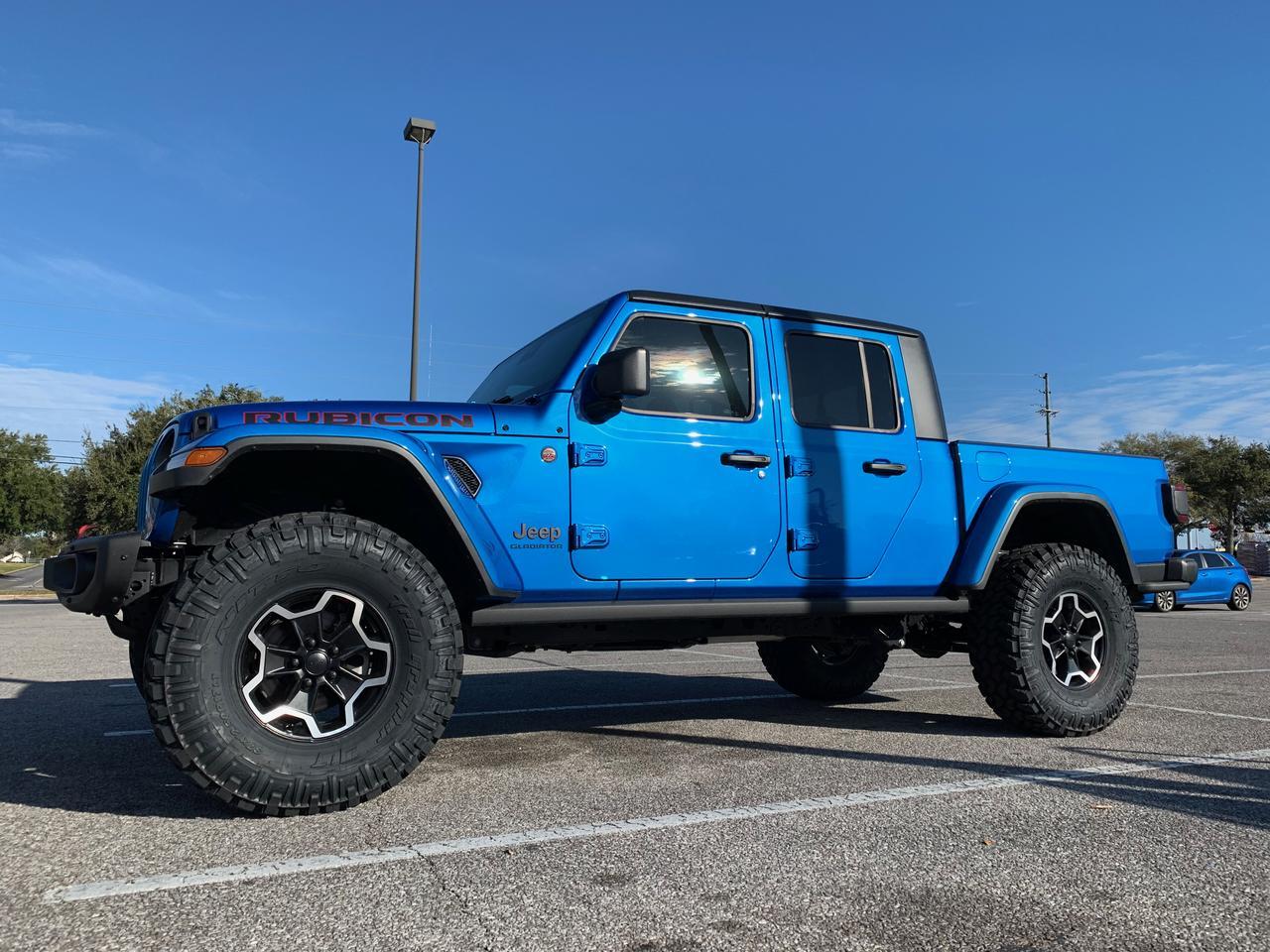 Jeep Gladiator HYDRO BLUE PEARL Gladiator JT Club exzvo60