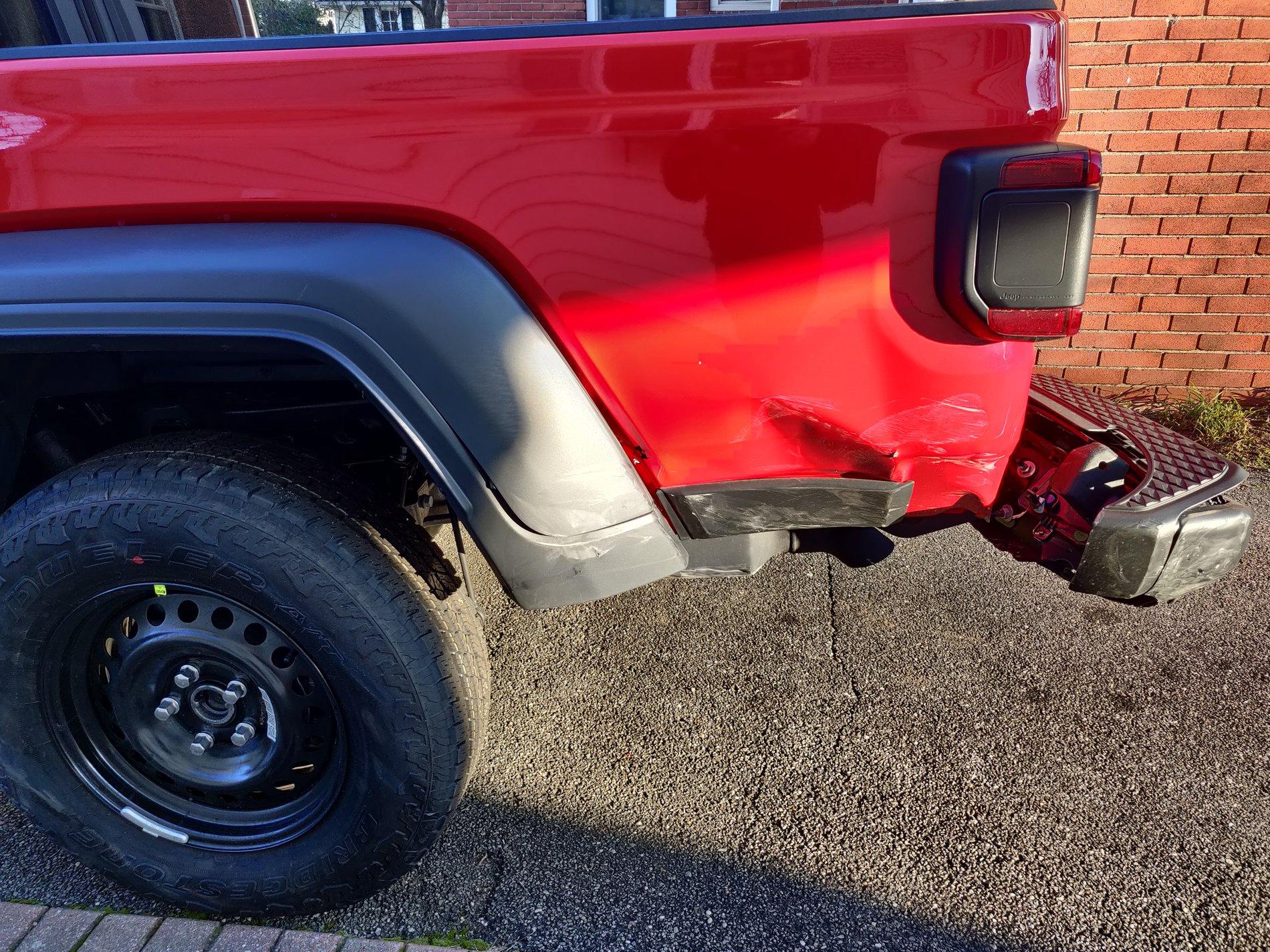 Jeep Gladiator Got Hit Yesterday IMG_20200224_075017
