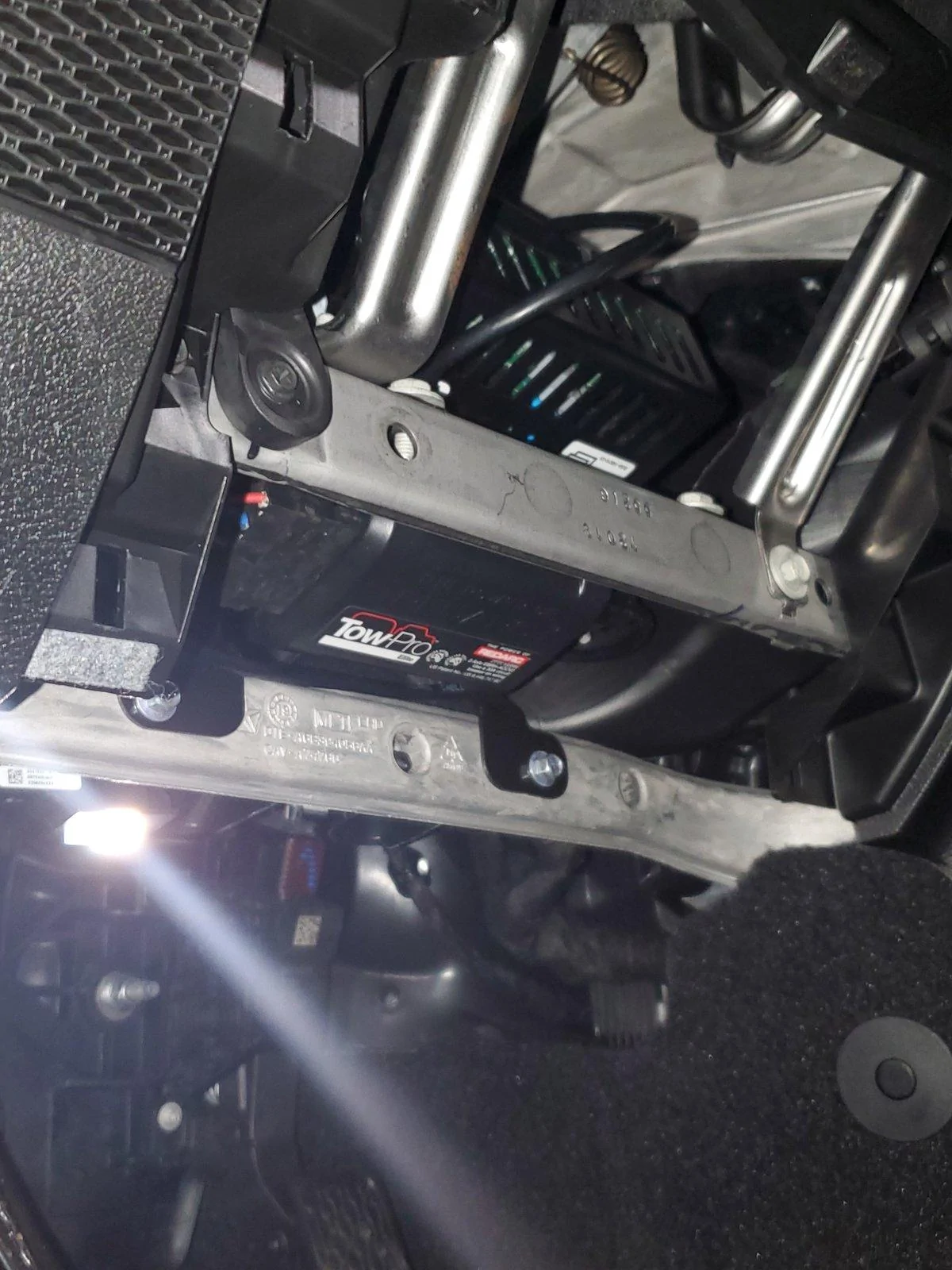 Jeep Gladiator Redarc towing install 20200224_202636