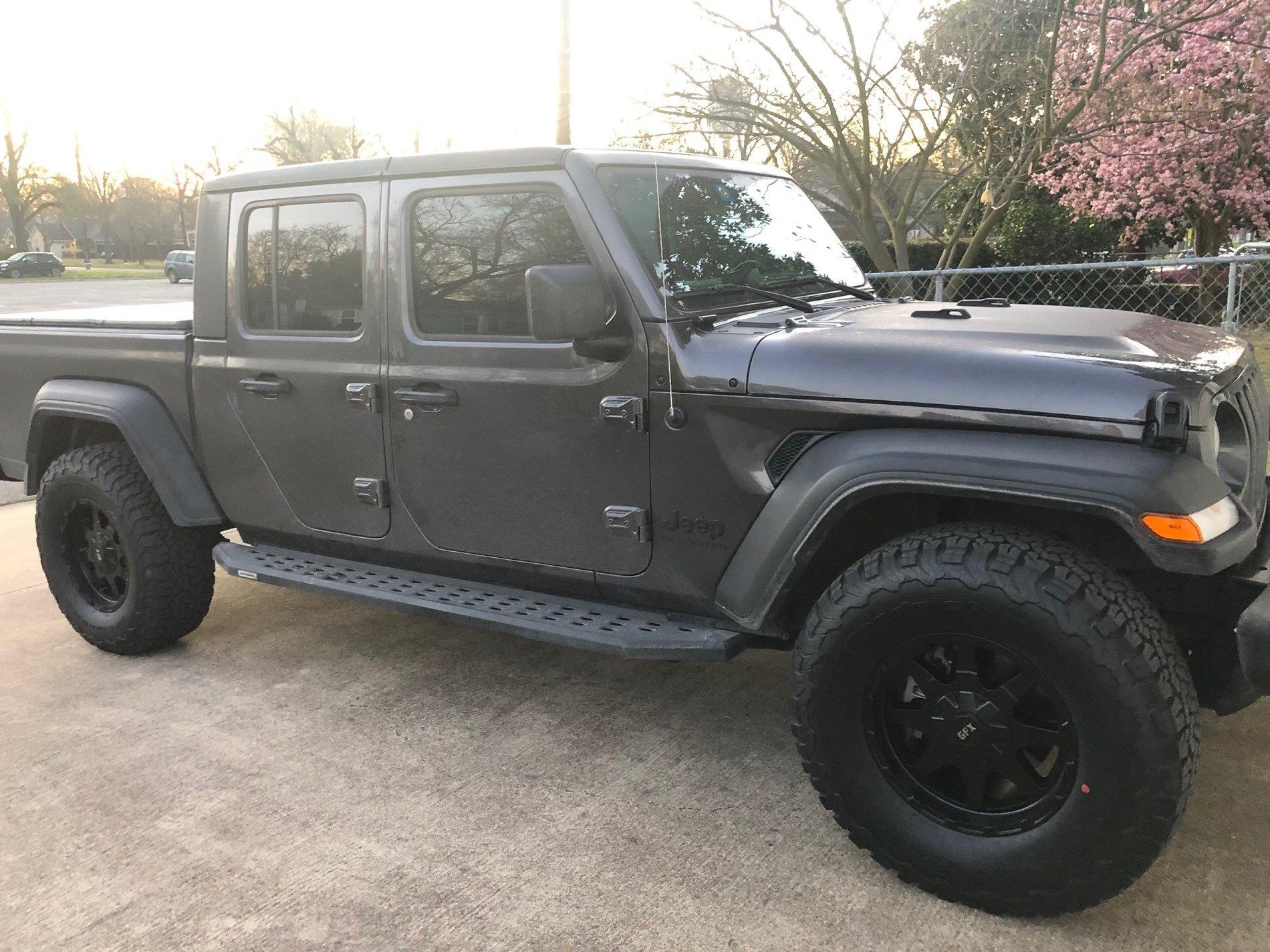 Jeep Gladiator Wider Wheels = Worse Handling? Gladiator1
