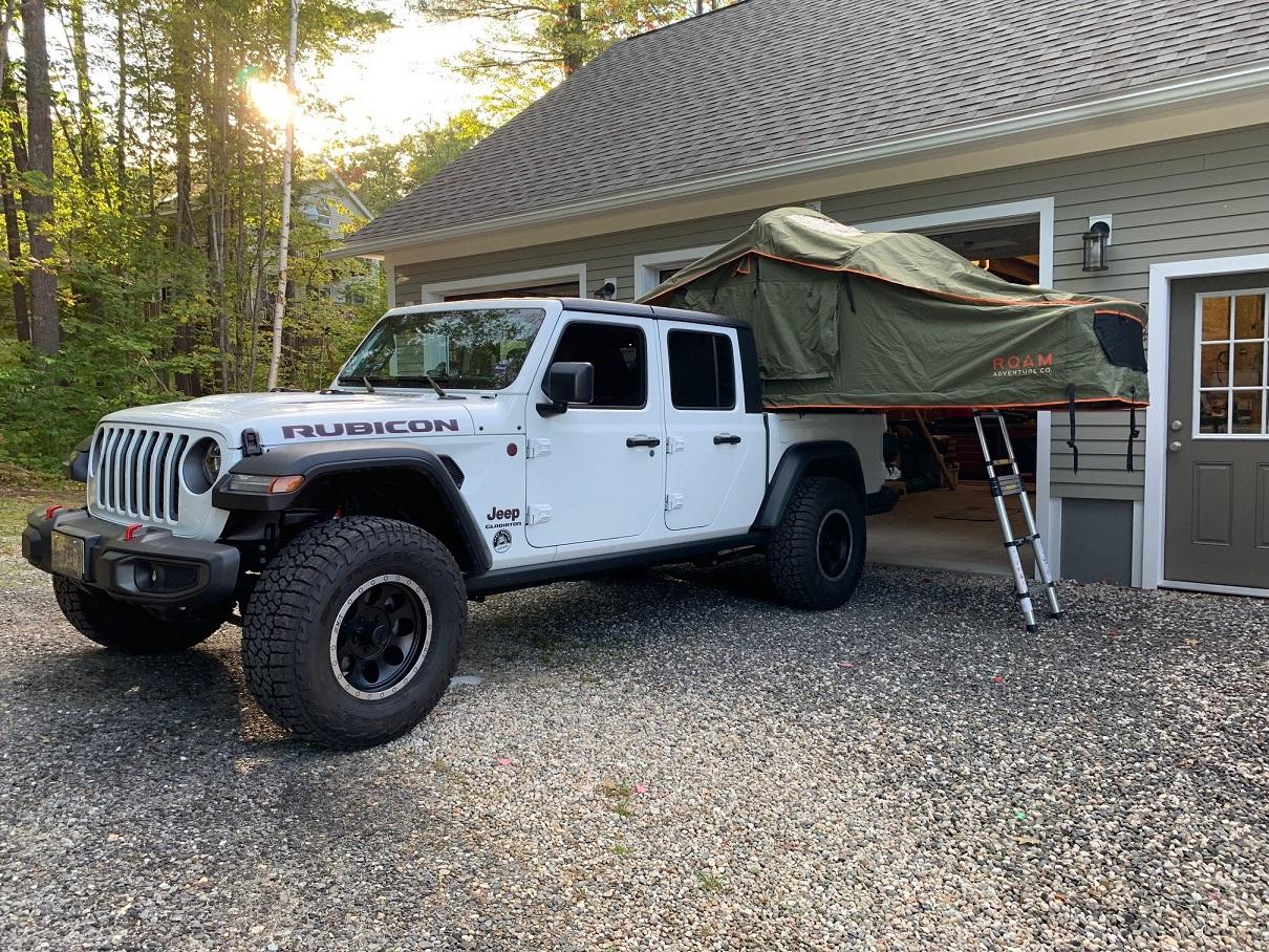Jeep Gladiator Building an Attitude of Gladitude. UniRack