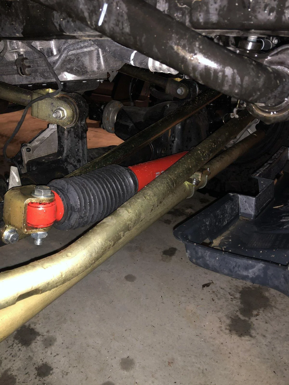 Jeep Gladiator Metalcloak lift 2811C0BB-41AB-4DAF-BEE1-B2B0A0D51217