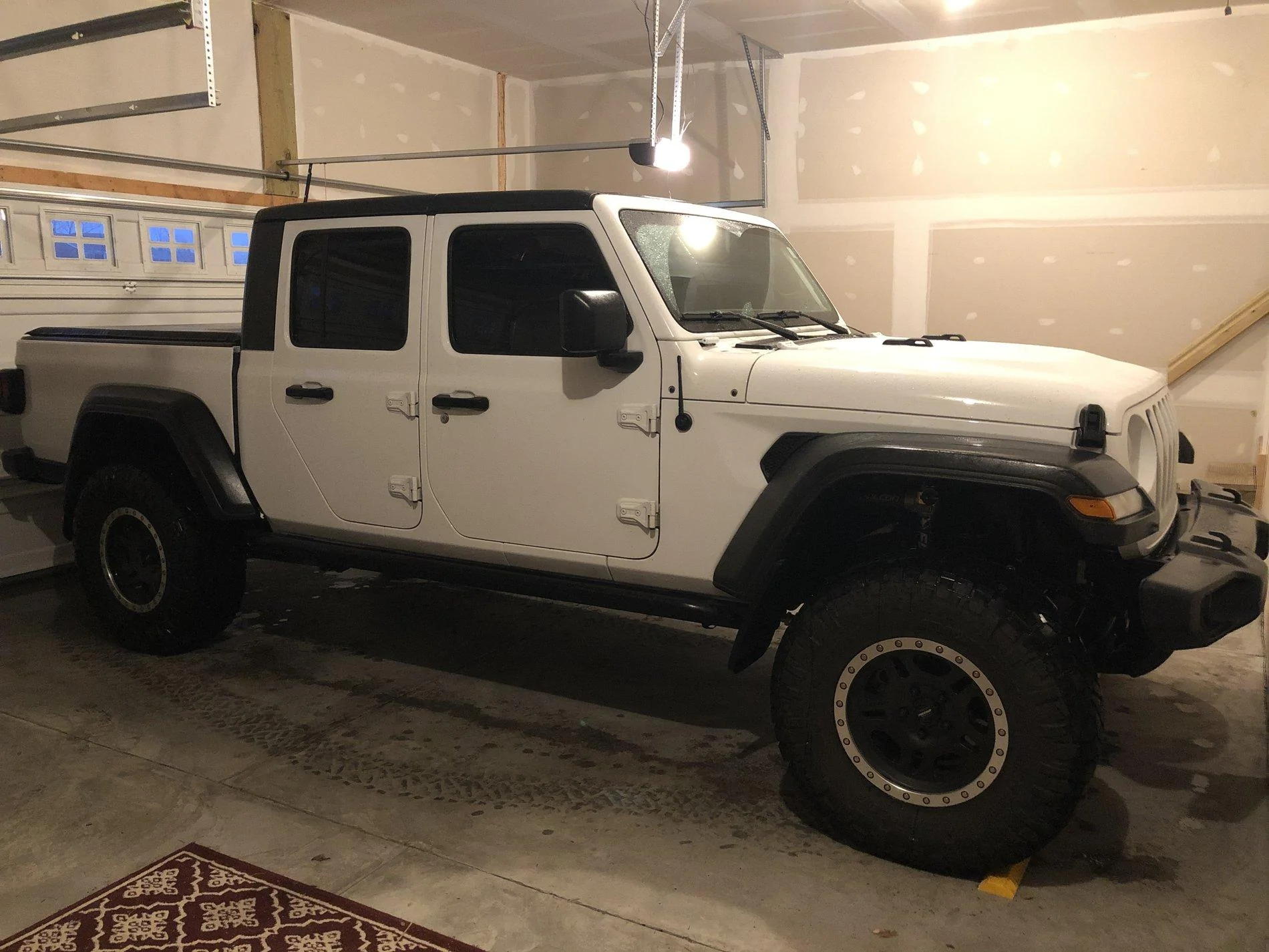 Jeep Gladiator Lets see all those Gladiators with lifts and bigger tires! 3A491264-25C3-4C0A-9131-7AEC48D1834B