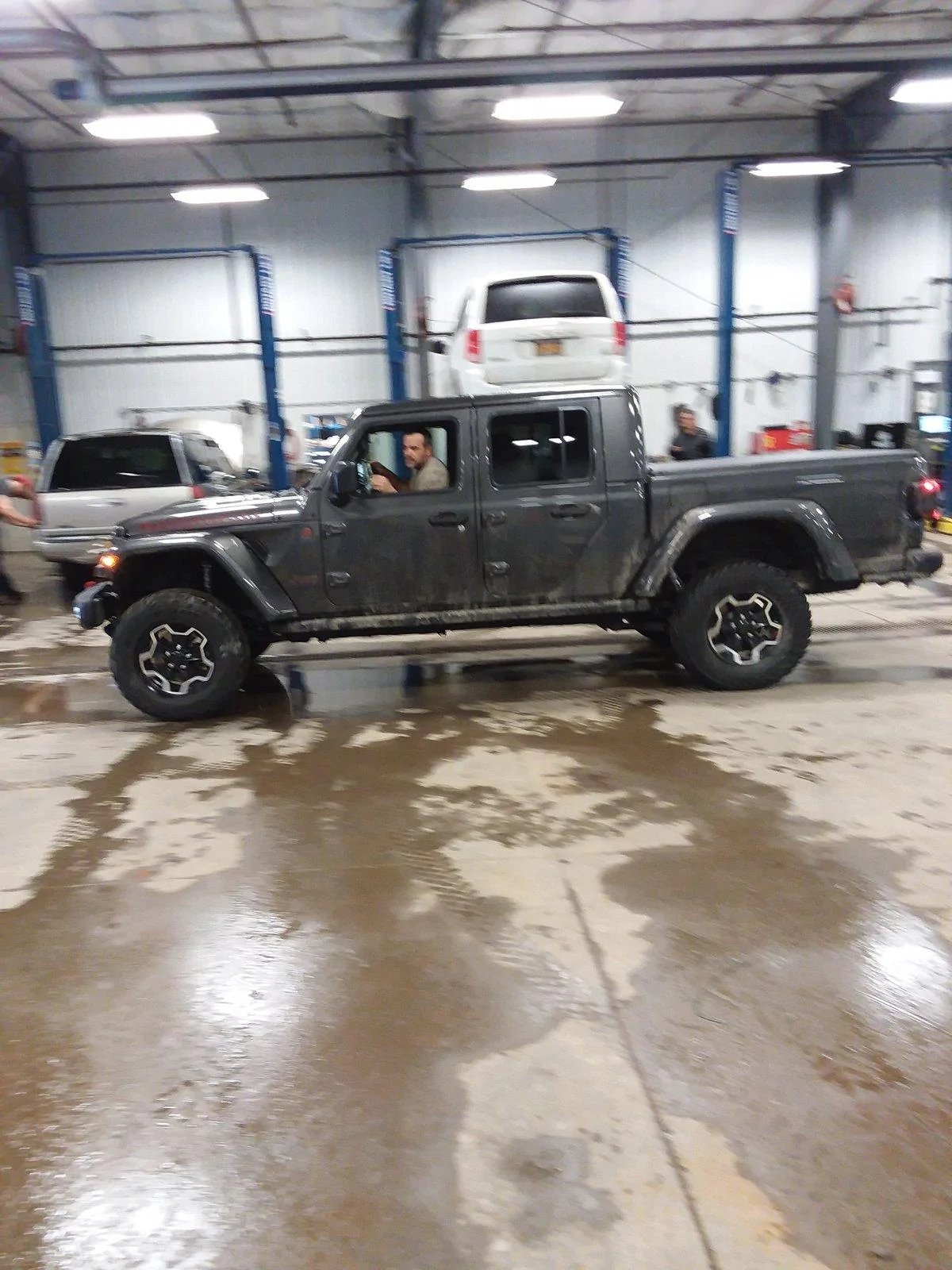 Jeep Gladiator Gladiators on Mopar 2" Lift Kit 20200227_125419