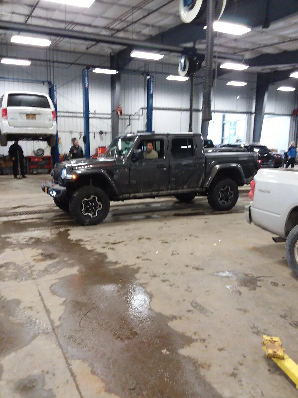 Jeep Gladiator Gladiators on Mopar 2" Lift Kit 20200227_125422