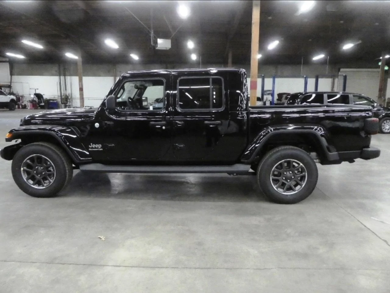 Jeep Gladiator Slow & Steady Overland Build C5733E66-436E-45AC-95EA-C1FC302B4D12