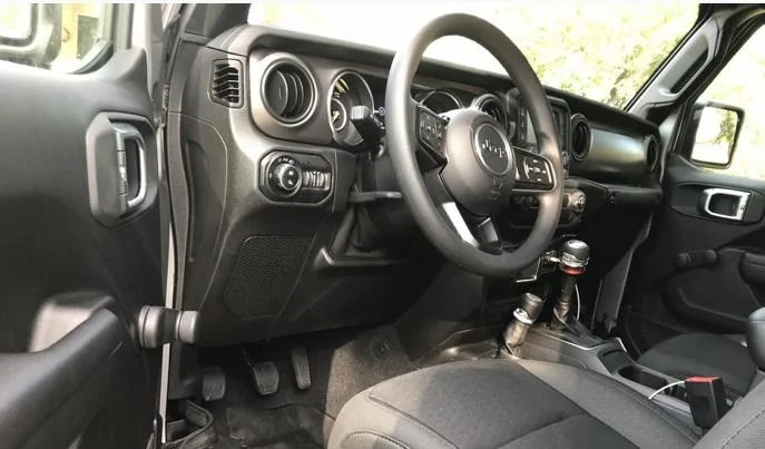Jeep Gladiator Gladiator Sport add Keyless Entry 2DD8E1AB-D9AC-4729-A4EB-C6BFFCD56A14