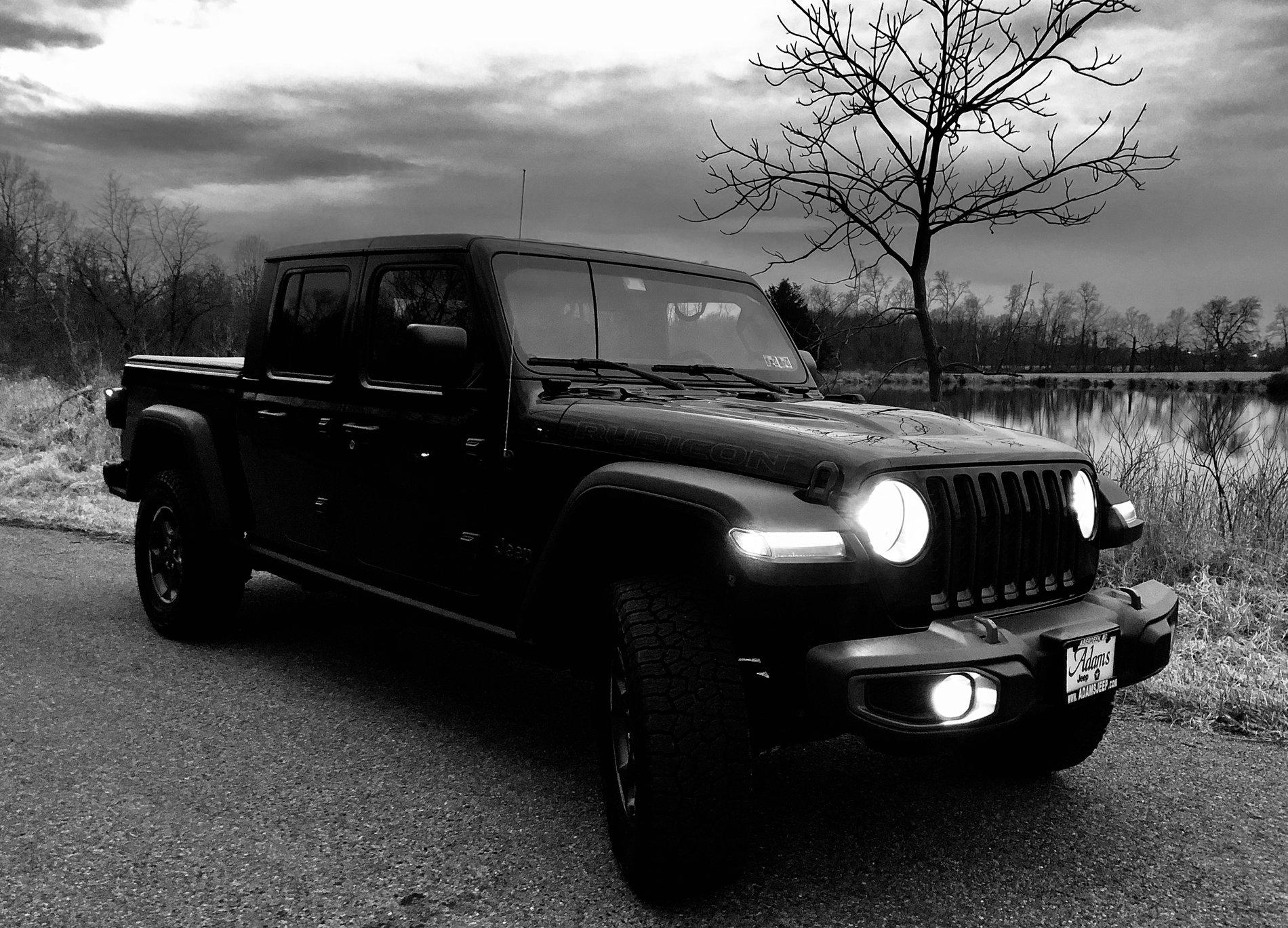 Jeep Gladiator JT pictures 3C0DBFF7-8C7A-4610-9741-71CF17645E36