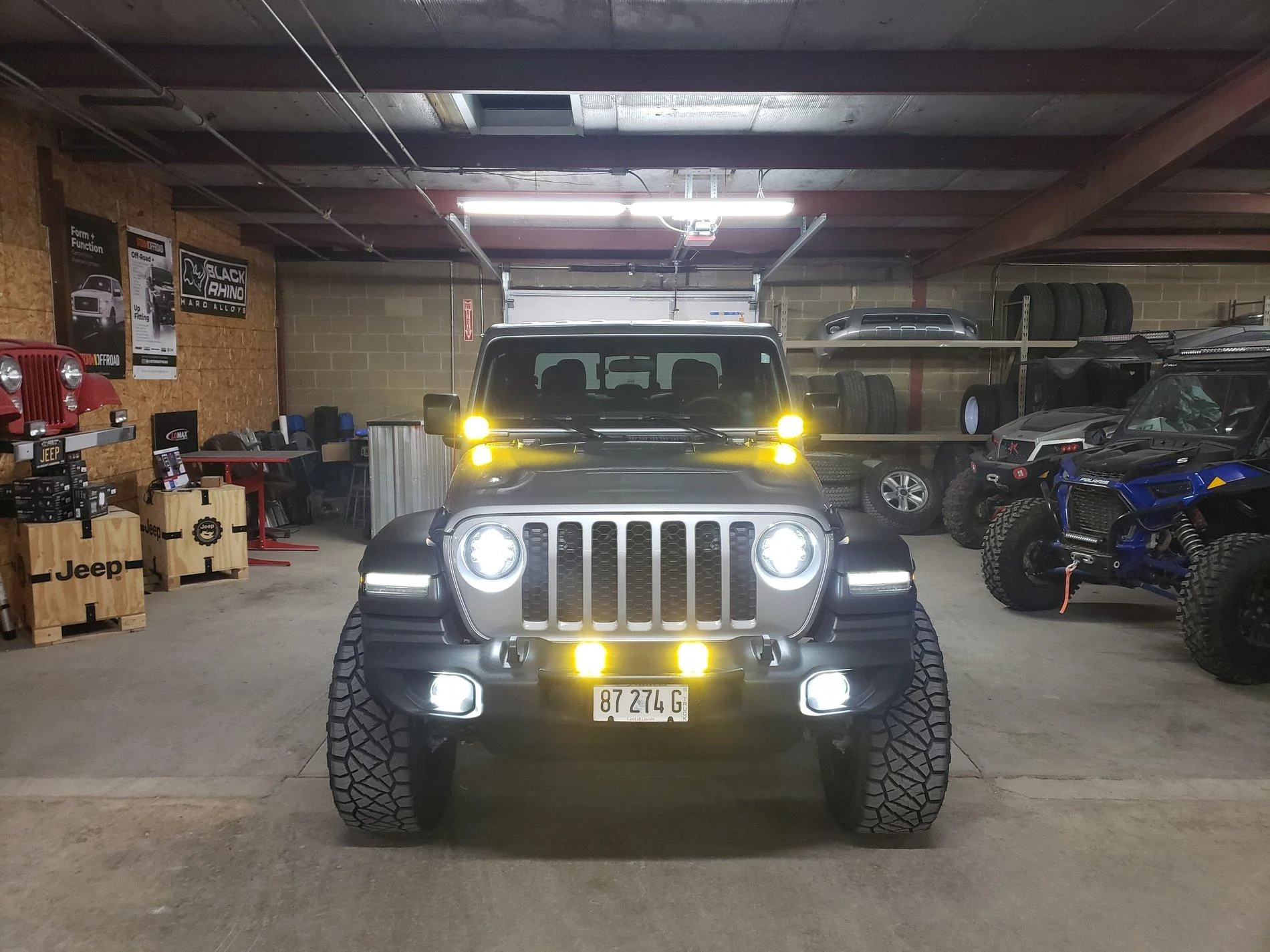 Jeep Gladiator I couldn`t help myself MORE LIGHTS! 20200228_184819