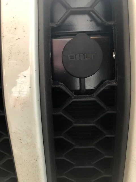 Jeep Gladiator Bolt hood lock IMG_0326